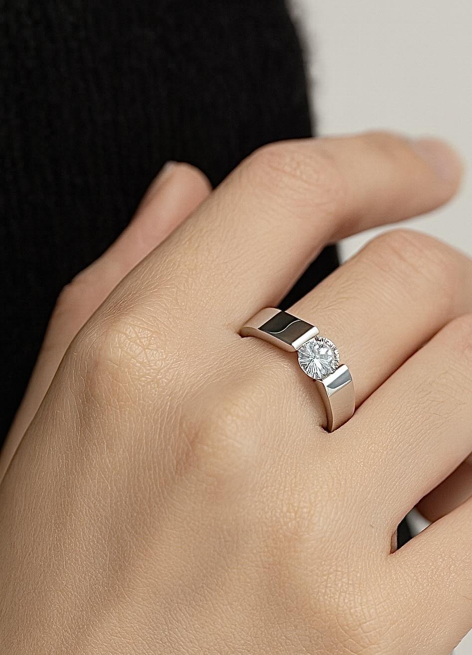 RG093W B.Tiff 2 ct Round Solitaire Engagement Ring - PBNJ FASHIONS