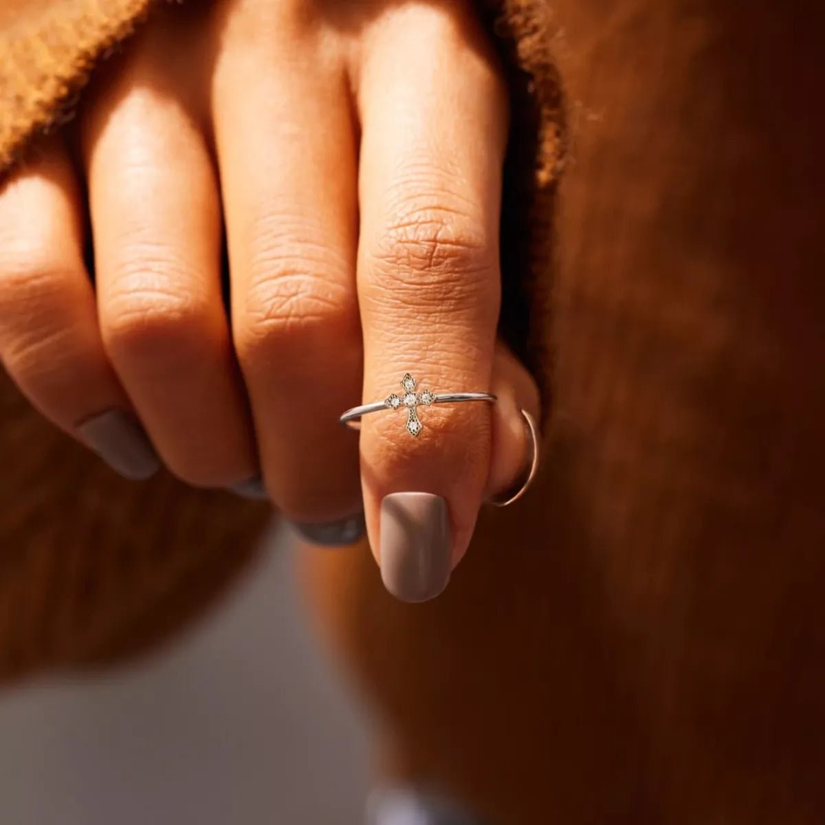 925 Sterling Silver Zircon Cross Ring - PBNJ FASHIONS