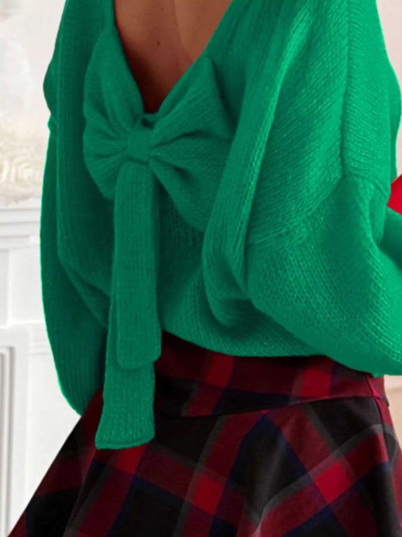 Back Bowknot Long Sleeve Sweater - PBNJ FASHIONS