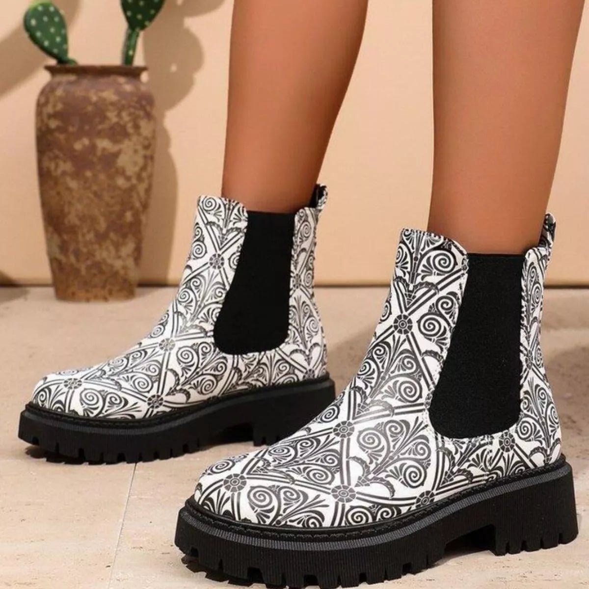 Round Toe Chunky Heel Ankle Boots - PBNJ FASHIONS