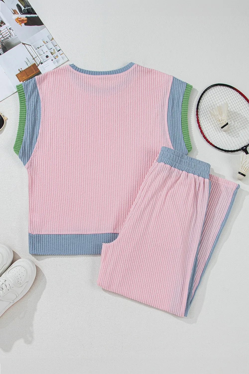 Contrast Round Neck Top and Pants Set - PBNJ FASHIONS