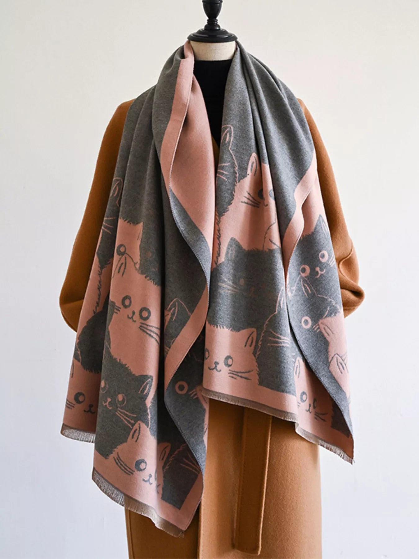 Cute Cat Pattern Knitted Scarf - PBNJ FASHIONS