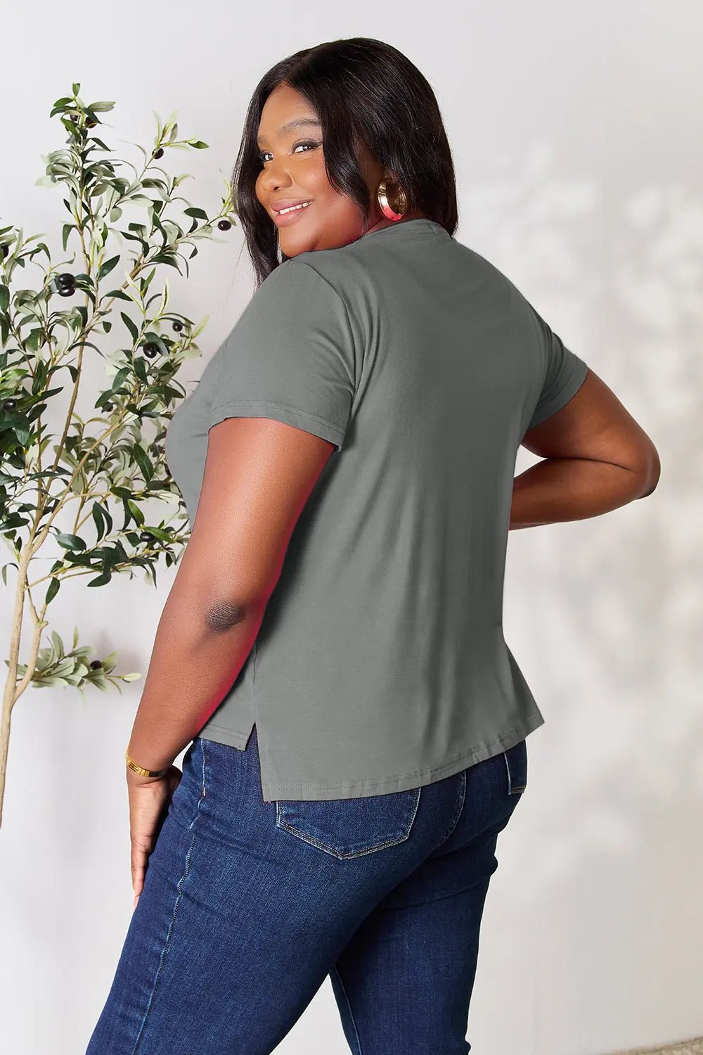Basic Bae Full Size Round Neck Short Sleeve T-Shirt - PBNJ FASHIONS