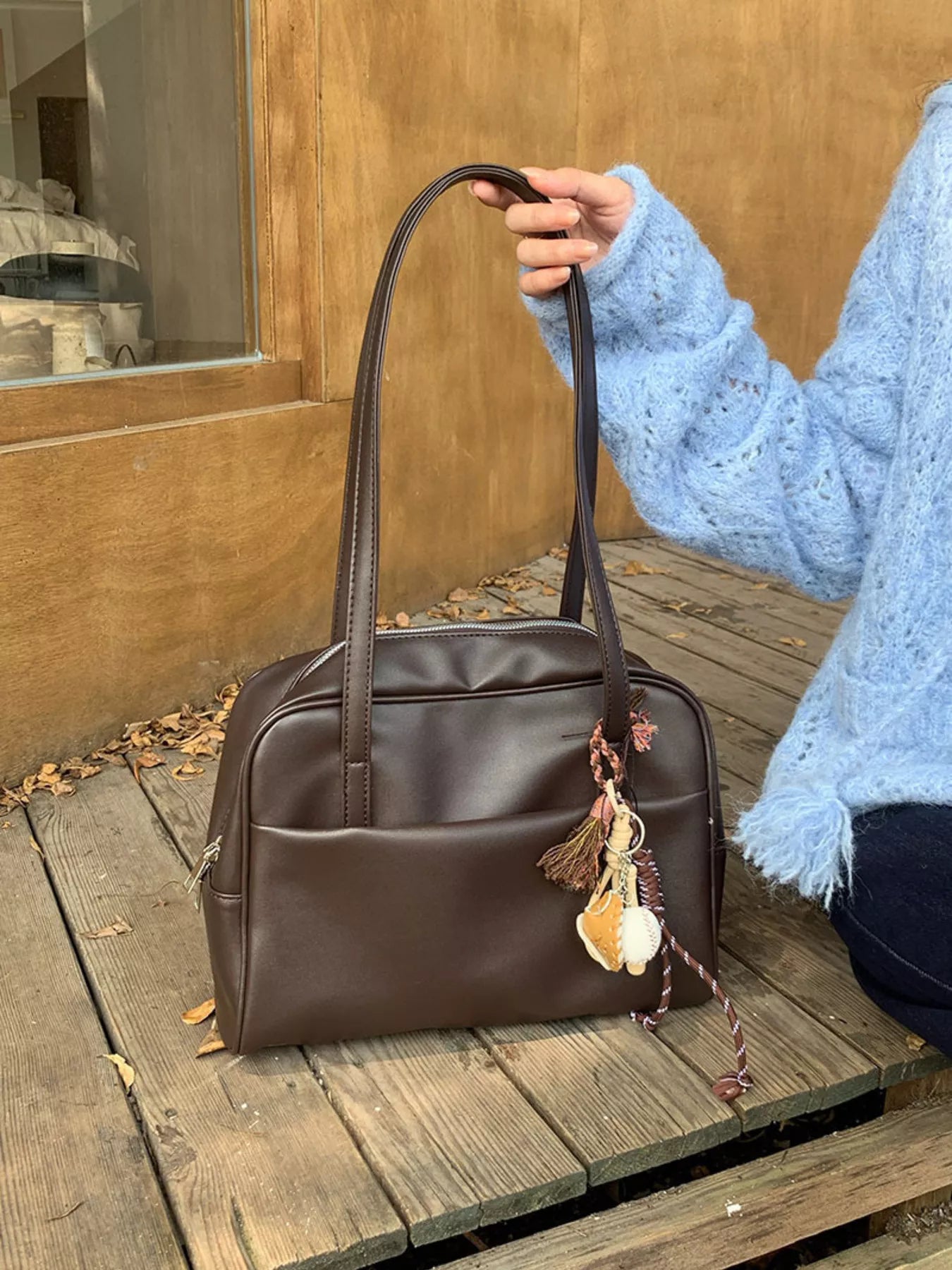 Classic Style Faux Leather Tote Bag - PBNJ FASHIONS