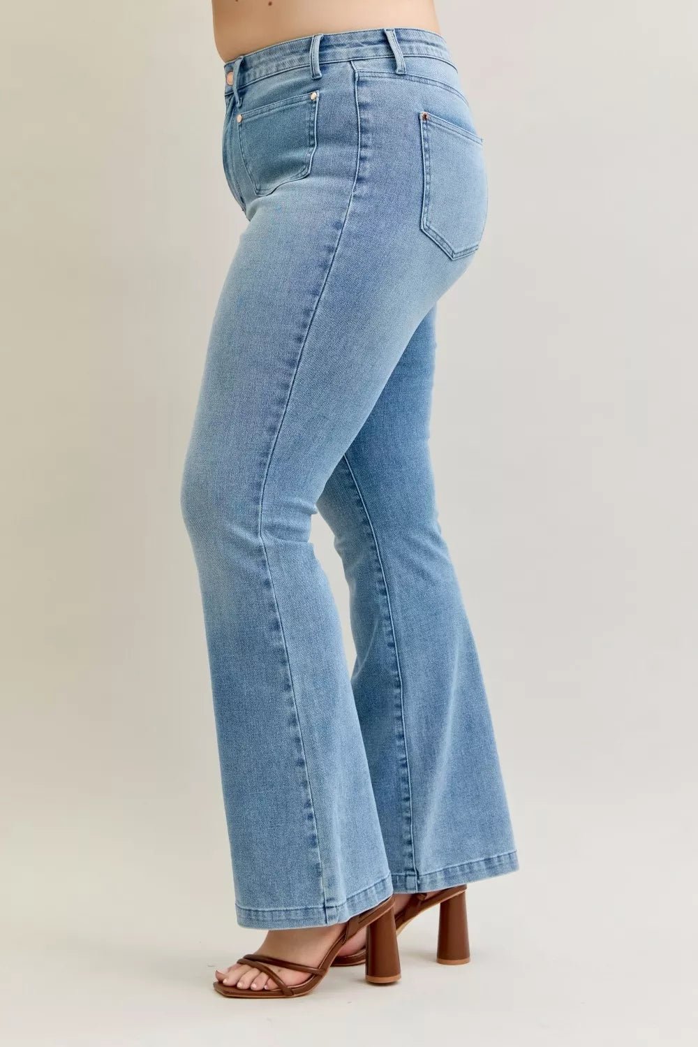 Judy Blue Full Size Mid Rise Bootcut Jeans with Contrast Wash & Front Patch Pockets Plus Size - PBNJ FASHIONS