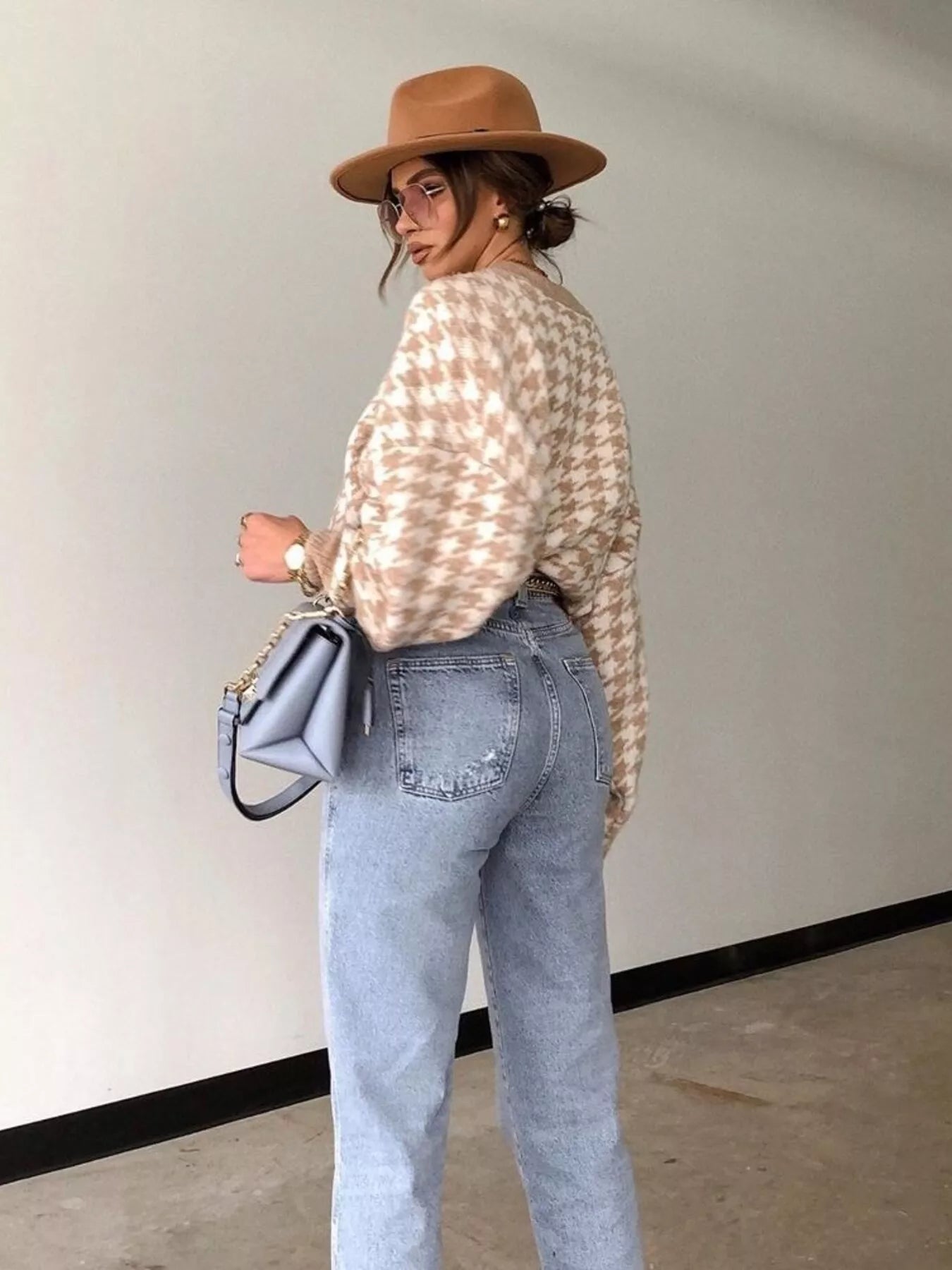 Full Size Houndstooth Pattern Oversized Sweater Plus Size - PBNJ FASHIONS