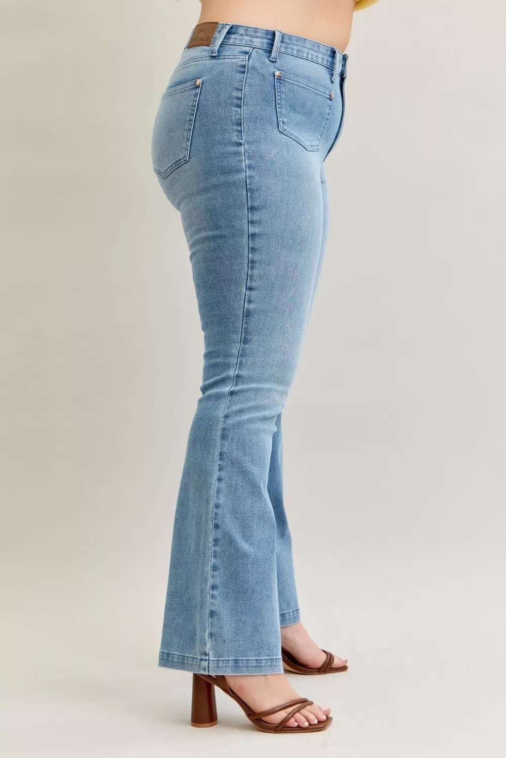 Judy Blue Full Size Mid Rise Bootcut Jeans with Contrast Wash & Front Patch Pockets Plus Size - PBNJ FASHIONS