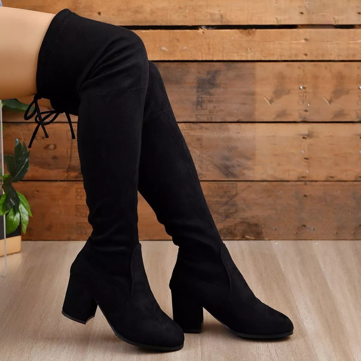 Chunky Heel Round Toe Boots - Elegant & Comfortable Footwear for Any Occasion - Black-35- - PBNJ FASHIONS