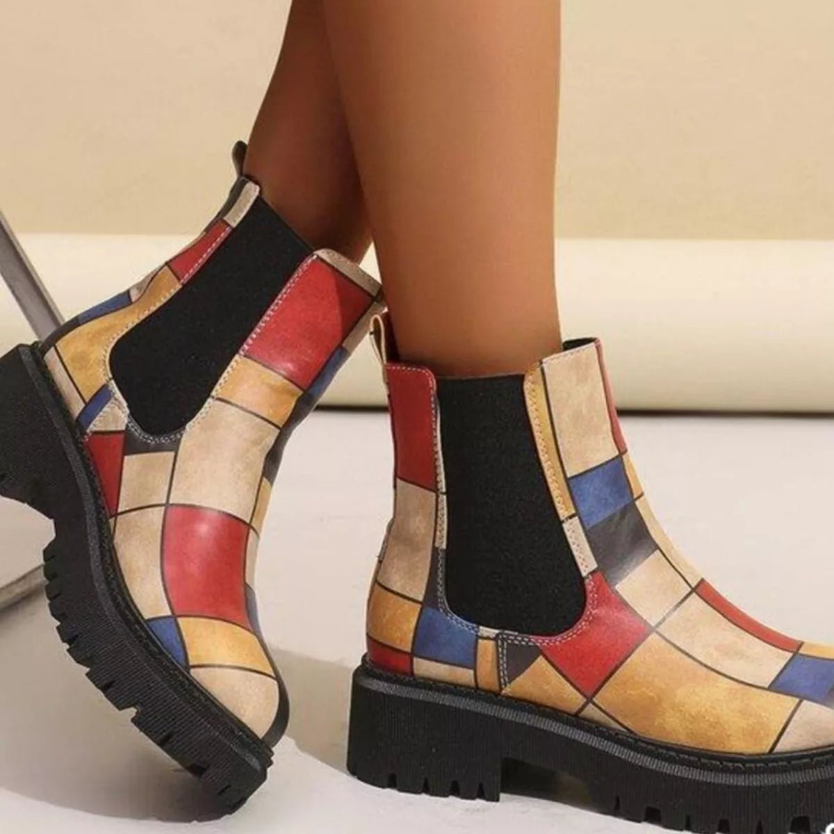 Round Toe Chunky Heel Ankle Boots - PBNJ FASHIONS