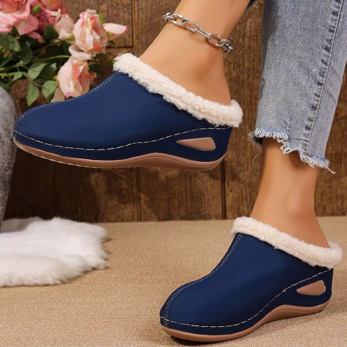 Cozy Plush Lined Wedge Slippers - PBNJ FASHIONS
