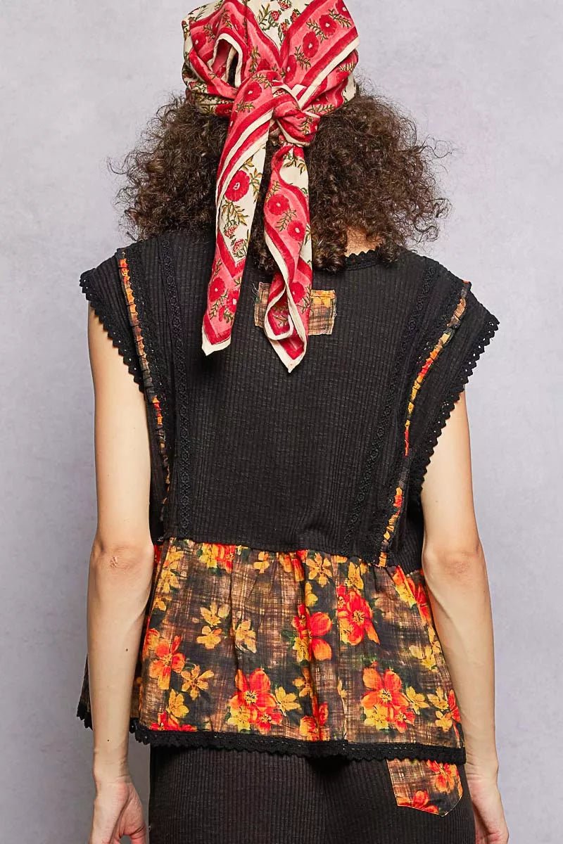 POL Lace Detail Floral Cropped Ruffled Top - PBNJ FASHIONS