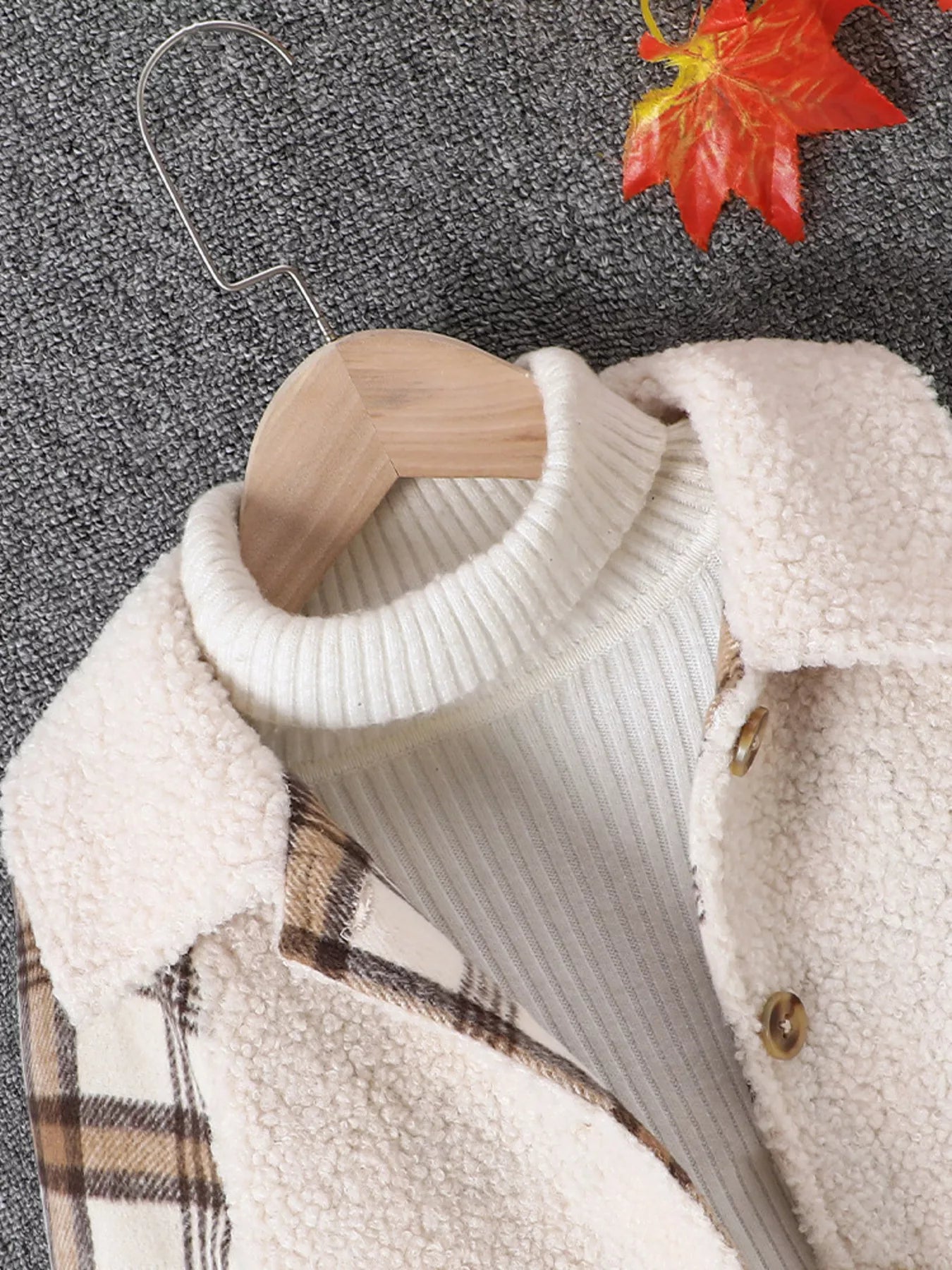 Children's Cozy Plaid Sleeve Fleece Jacket - PBNJ FASHIONS