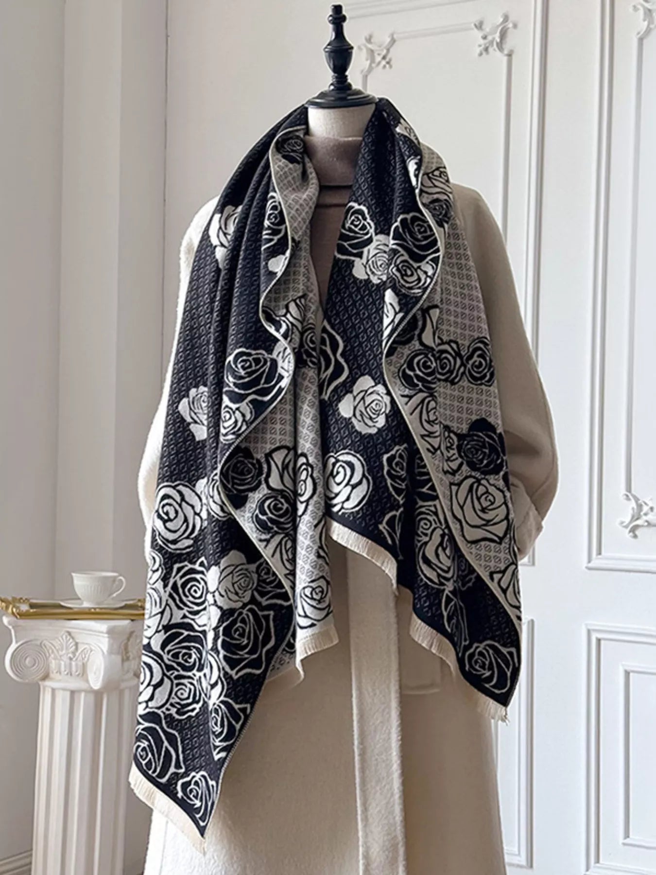 Rose Pattern Warm Scarf - PBNJ FASHIONS
