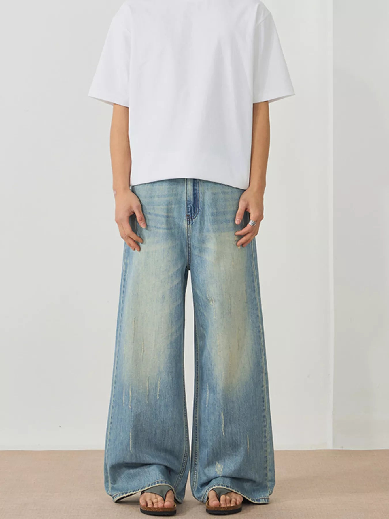 Men's Wash Wide Leg Jeans - PBNJ FASHIONS