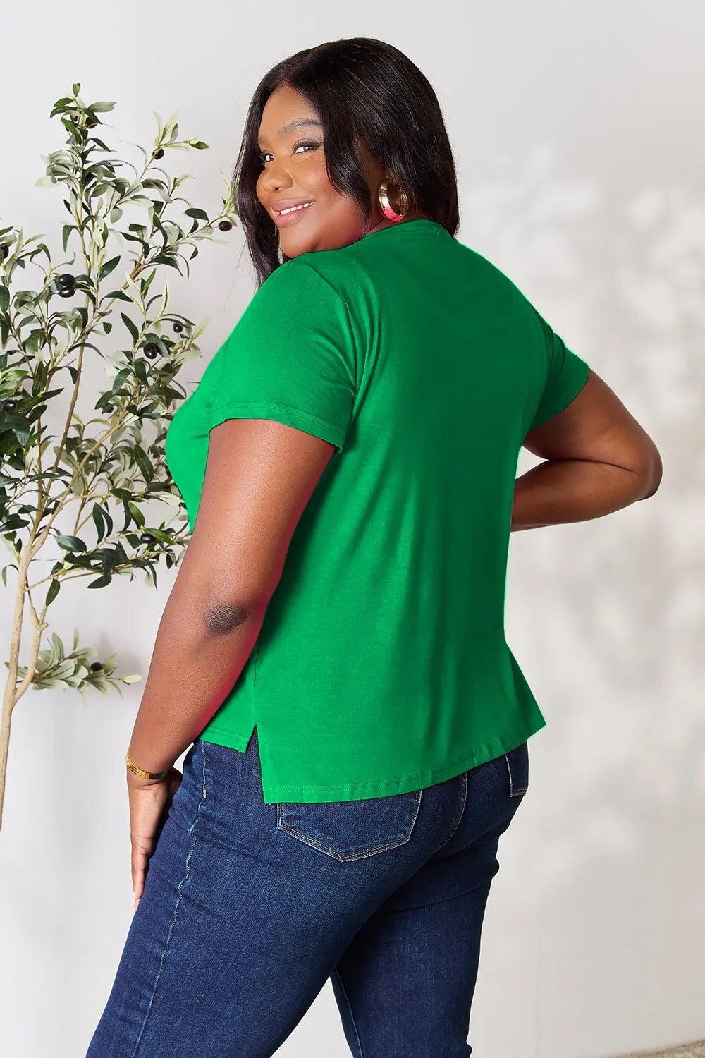 Basic Bae Full Size Round Neck Short Sleeve T-Shirt - PBNJ FASHIONS