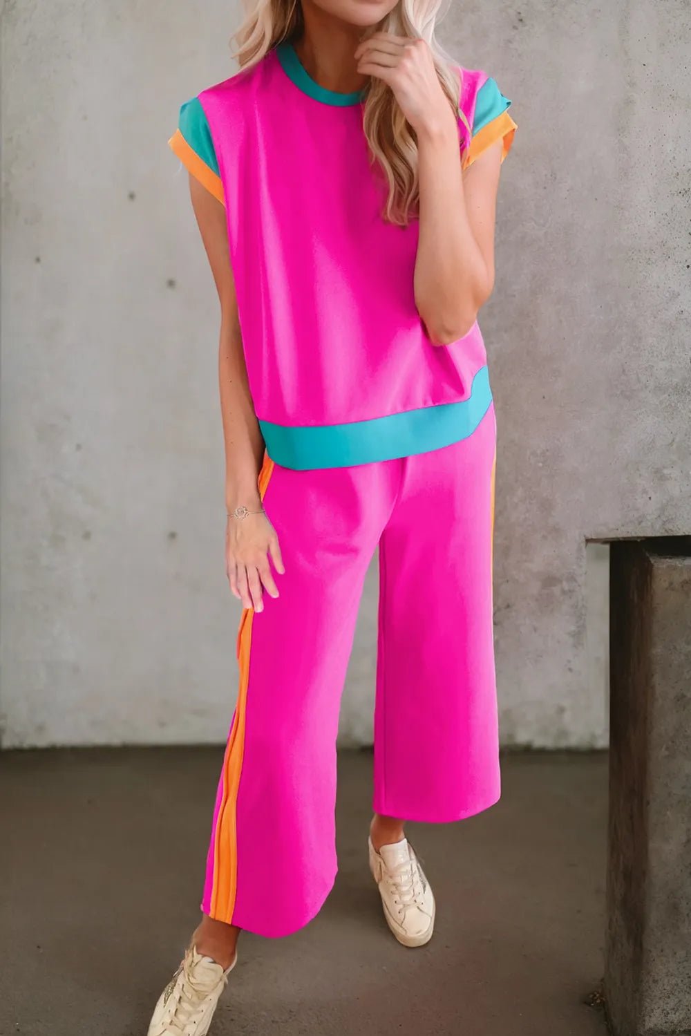 Contrast Round Neck Top and Pants Set - PBNJ FASHIONS
