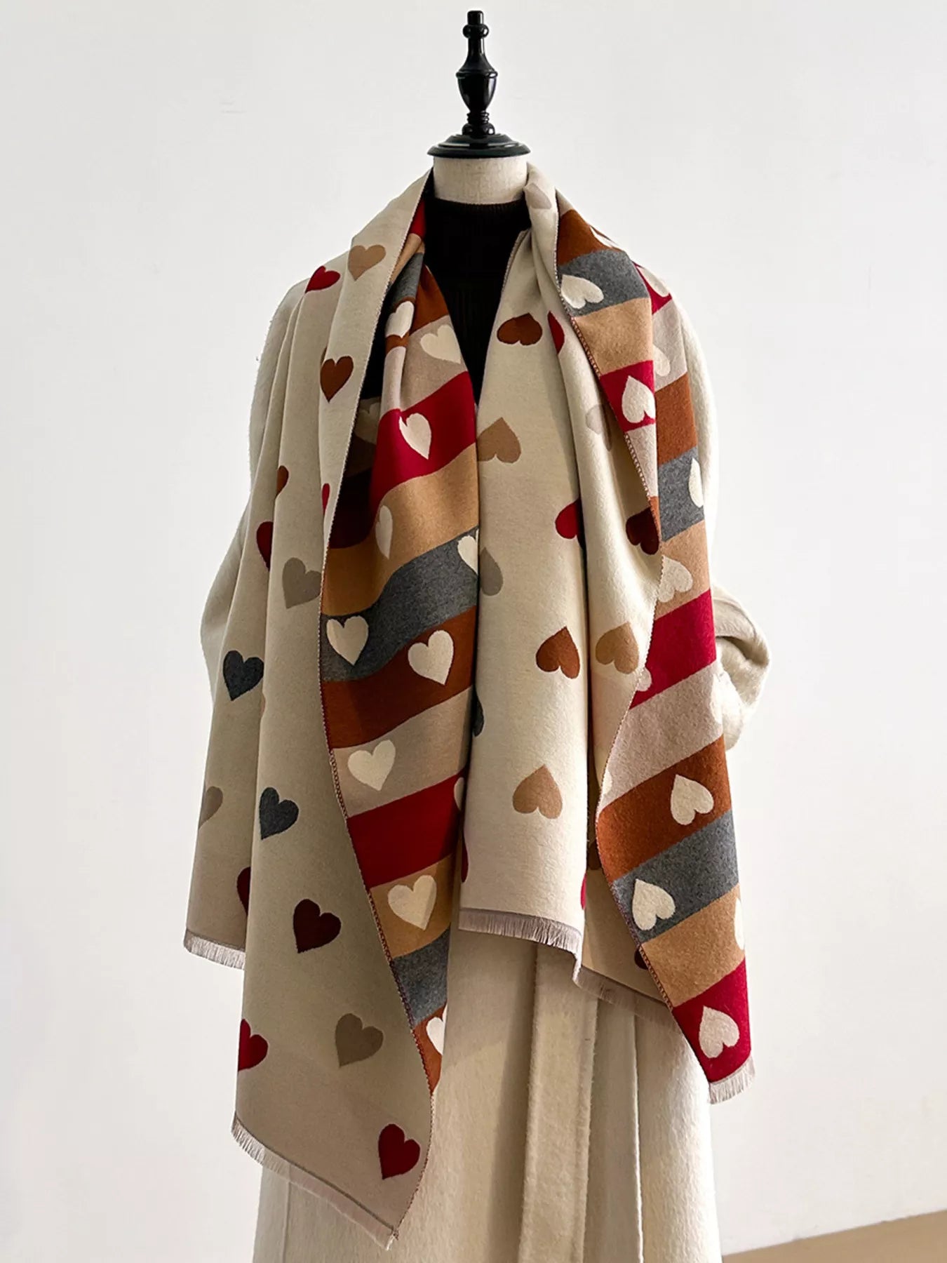 Heart Pattern Warm Scarf - PBNJ FASHIONS
