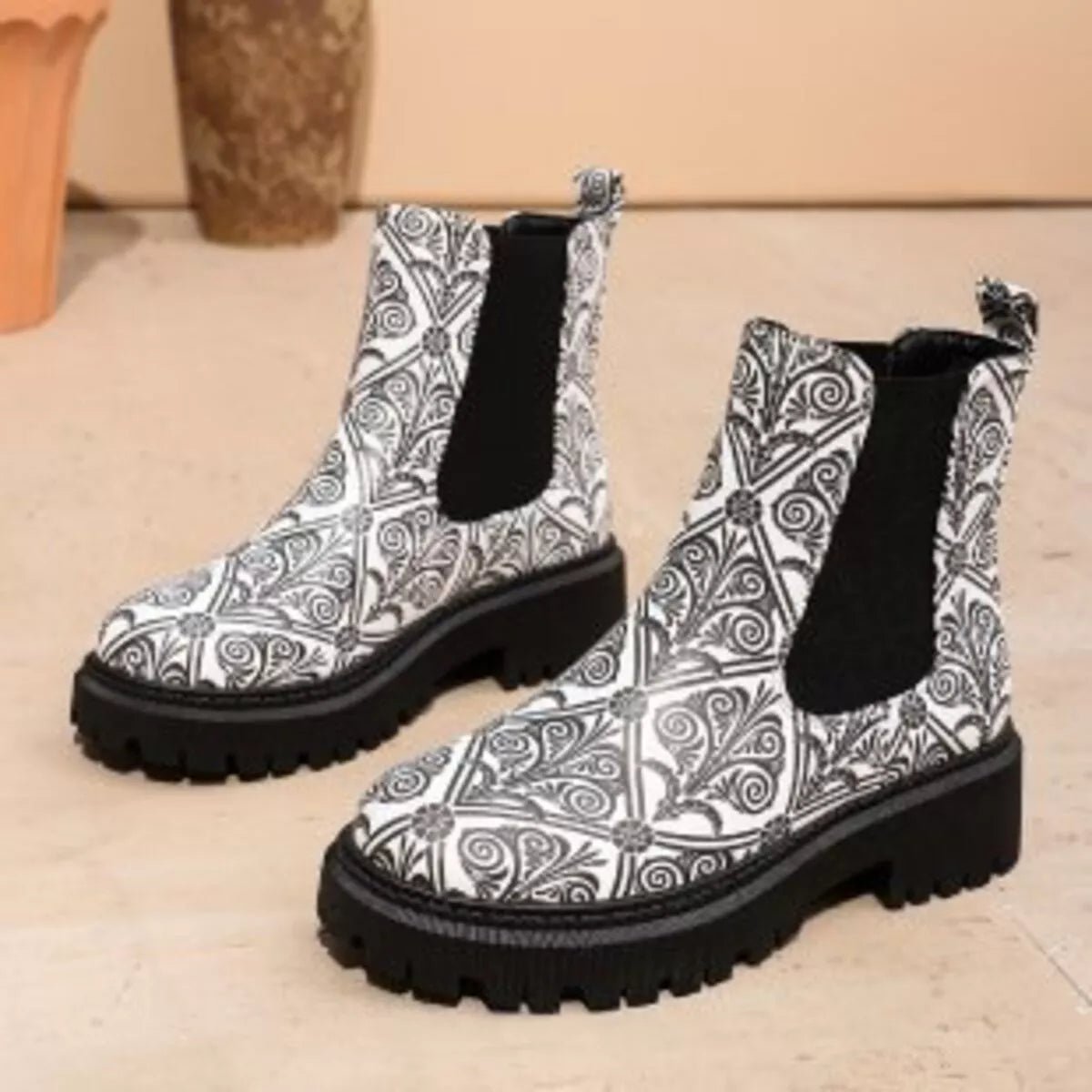 Round Toe Chunky Heel Ankle Boots - PBNJ FASHIONS