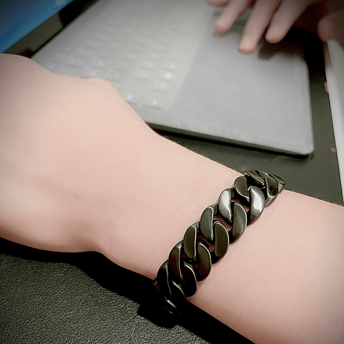 BG160B B.Tiff 16mm Black Flat Cuban Link Bracelet - PBNJ FASHIONS