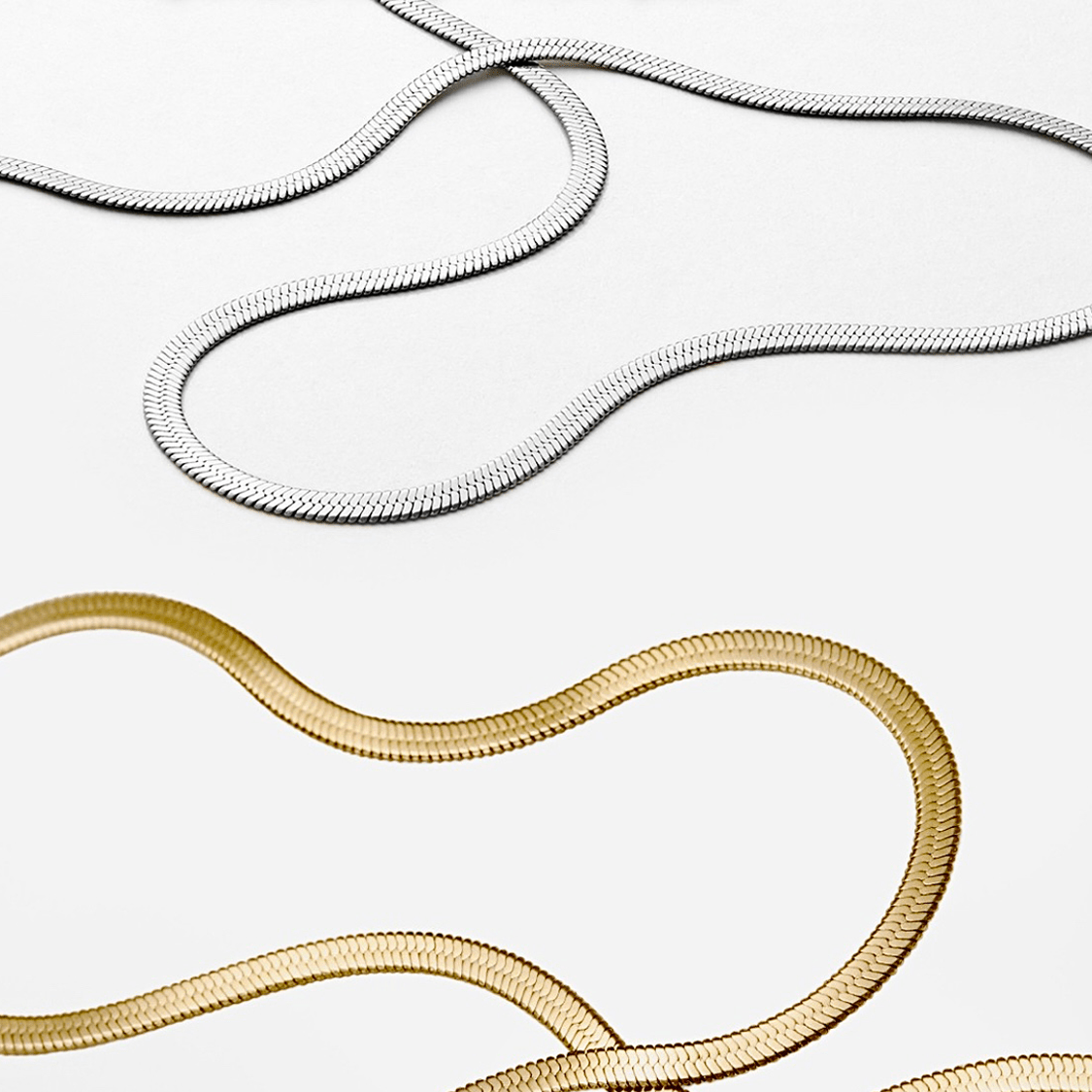 C004W B.Tiff 4mm Herringbone Chain Necklace - PBNJ FASHIONS