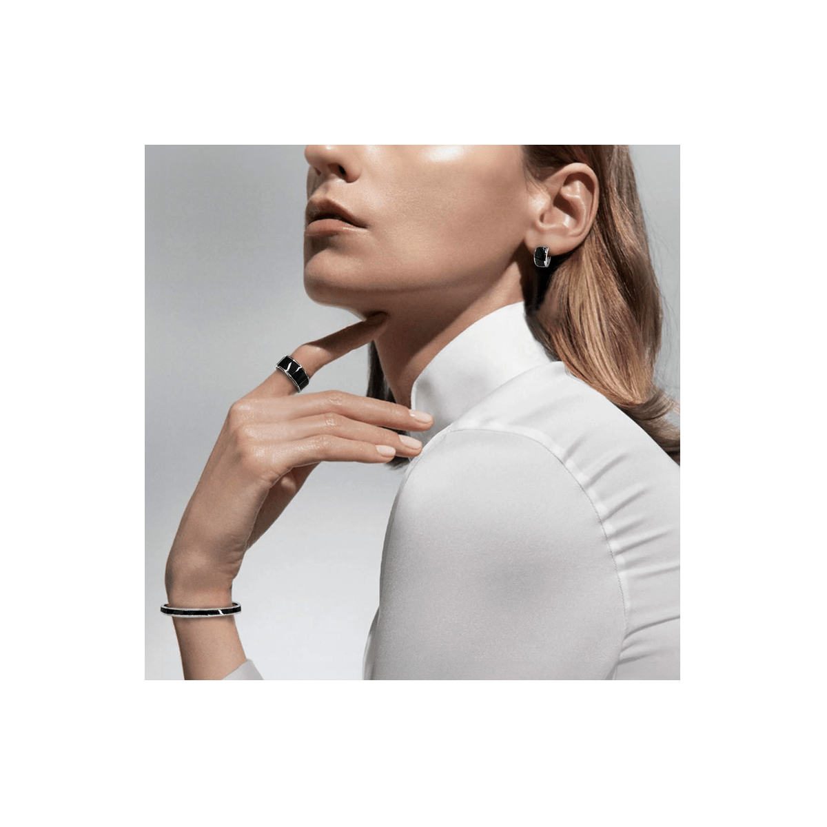 ER800WB B.Tiff Black Enamel Earrings - PBNJ FASHIONS