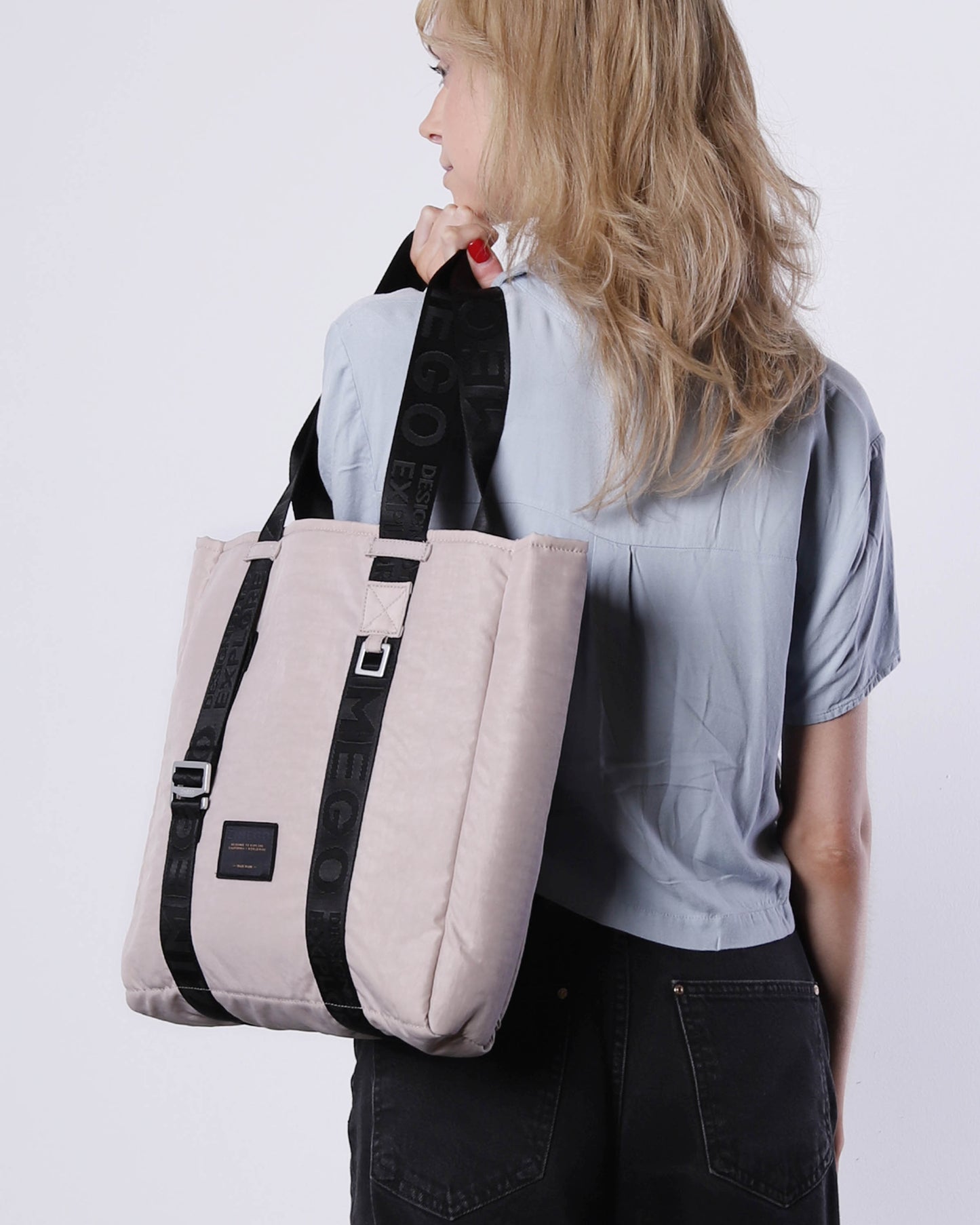 NEO LAPTOP TOTE-3