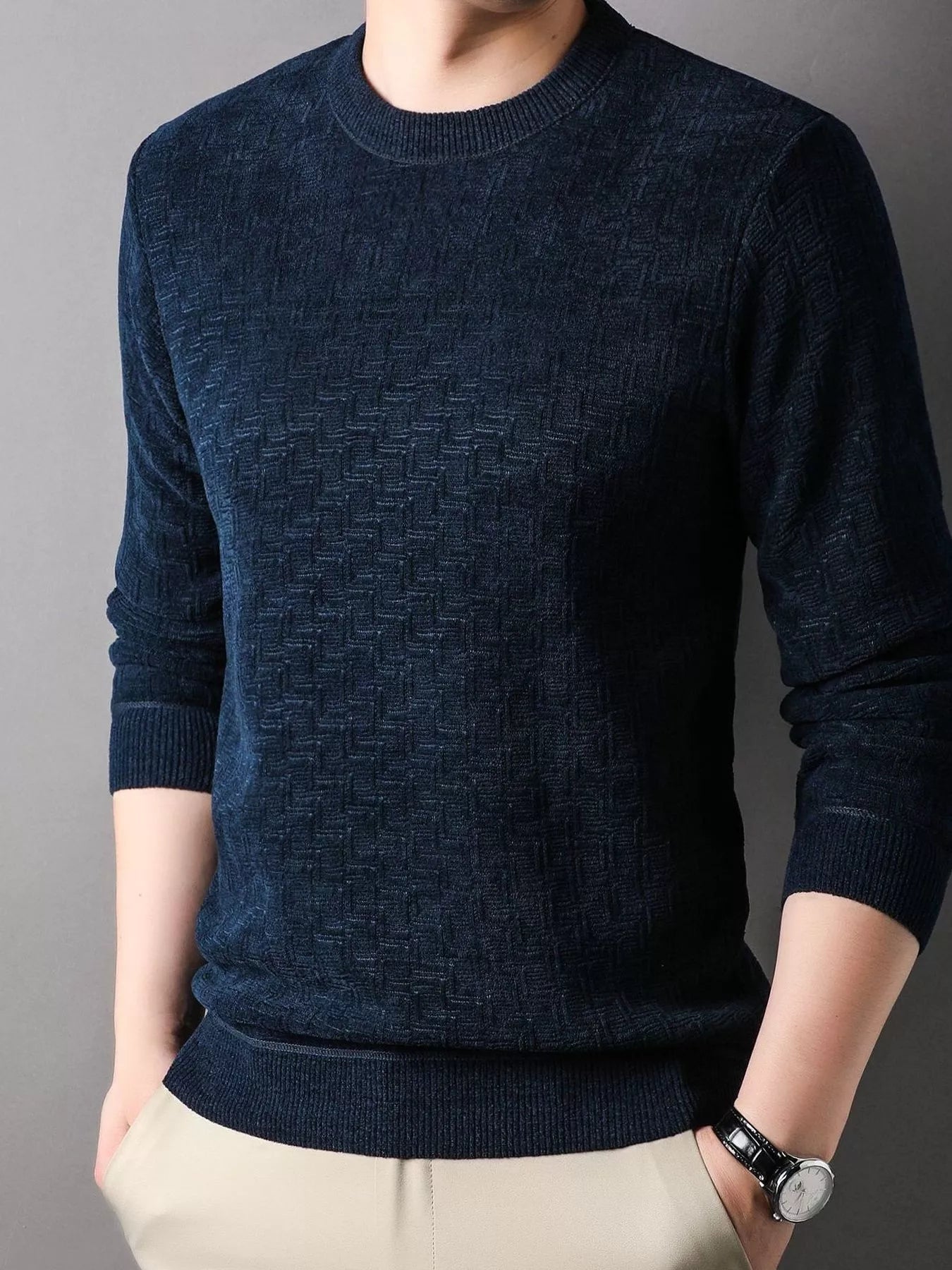 Men's Plus Size Round Neck Long Sleeve Knit Top - PBNJ FASHIONS