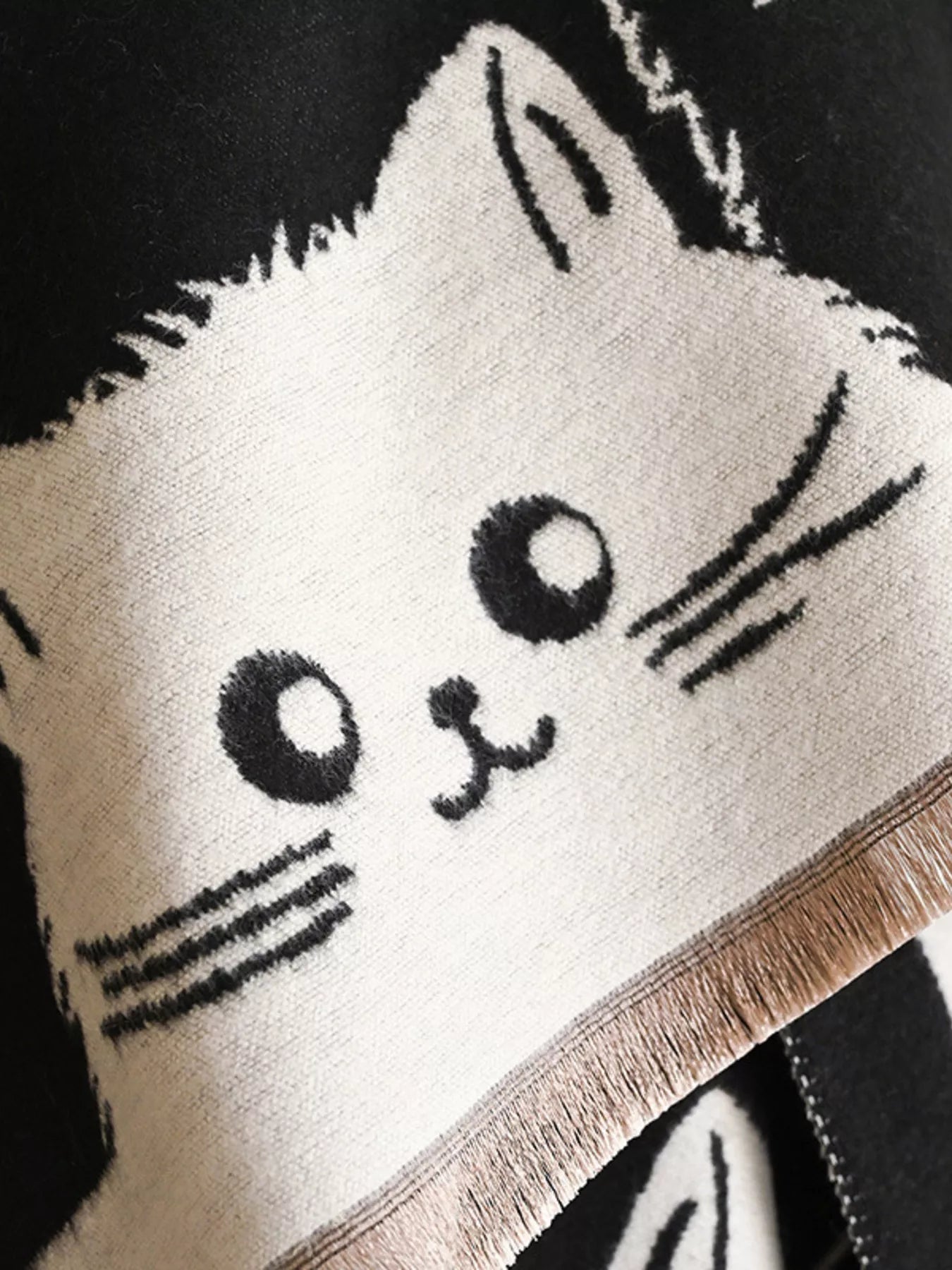 Cute Cat Pattern Knitted Scarf - PBNJ FASHIONS