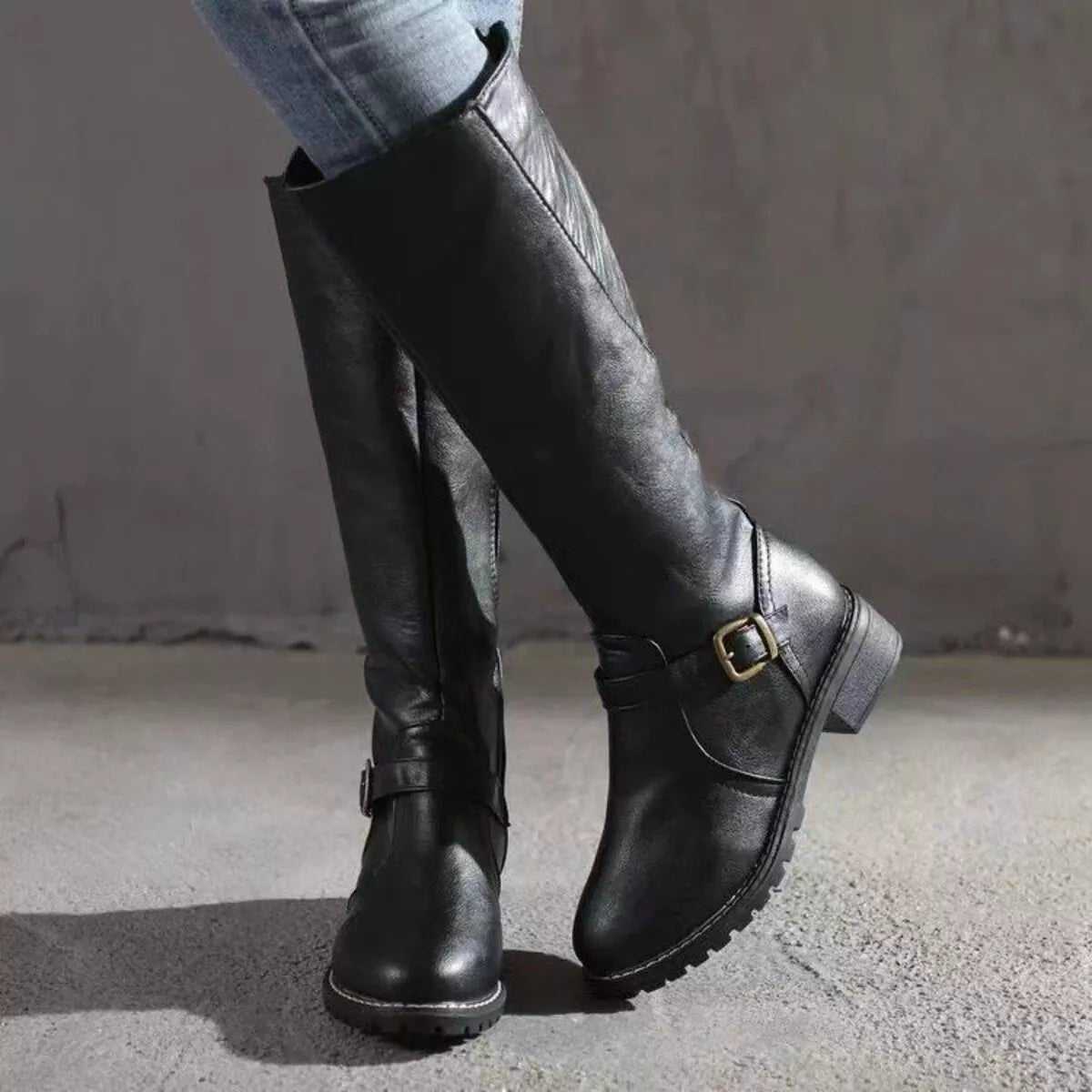 Round Toe Block Heels Boots - PBNJ FASHIONS