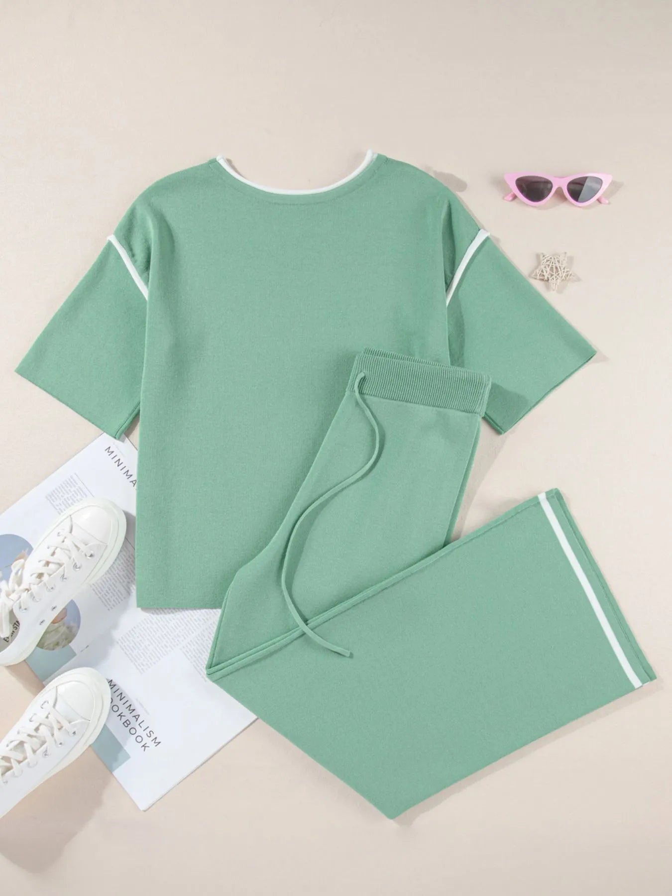 Contrast Trim T-Shirt and Drawstring Pants Set - PBNJ FASHIONS