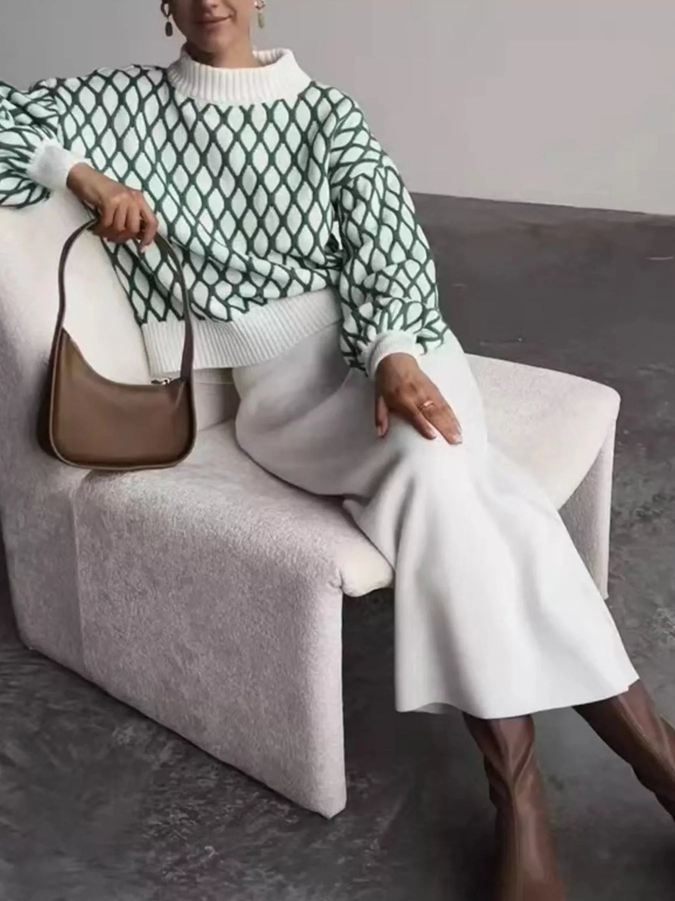 Geometric Pattern Turtleneck Sweater - PBNJ FASHIONS