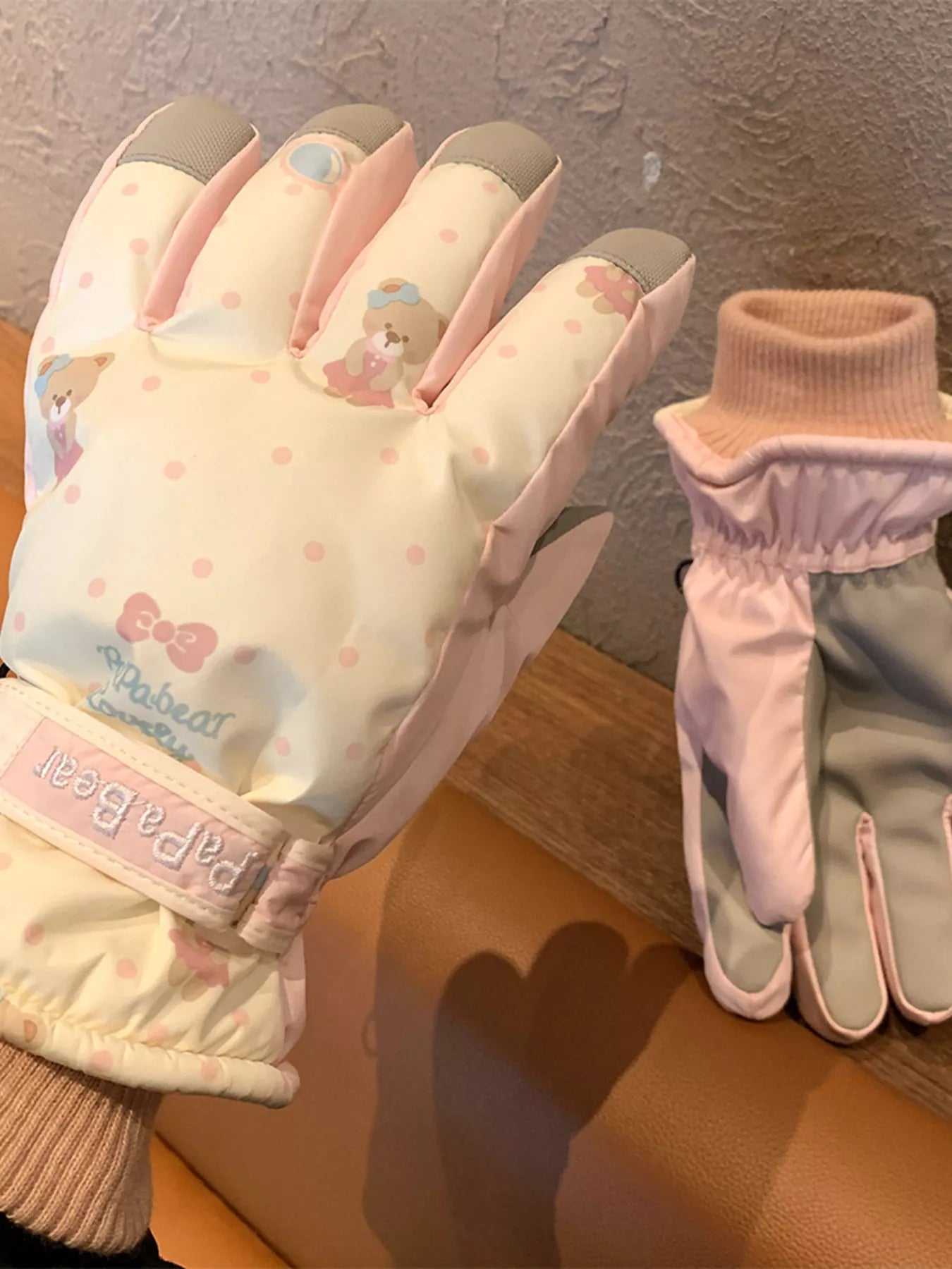 Bear Patterned Winter Gloves - PBNJ FASHIONS