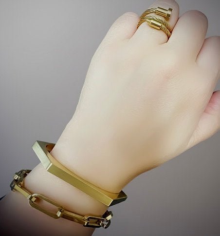 BG007G B.Tiff Gold Edge Hexagon Bangle Bracelet - PBNJ FASHIONS