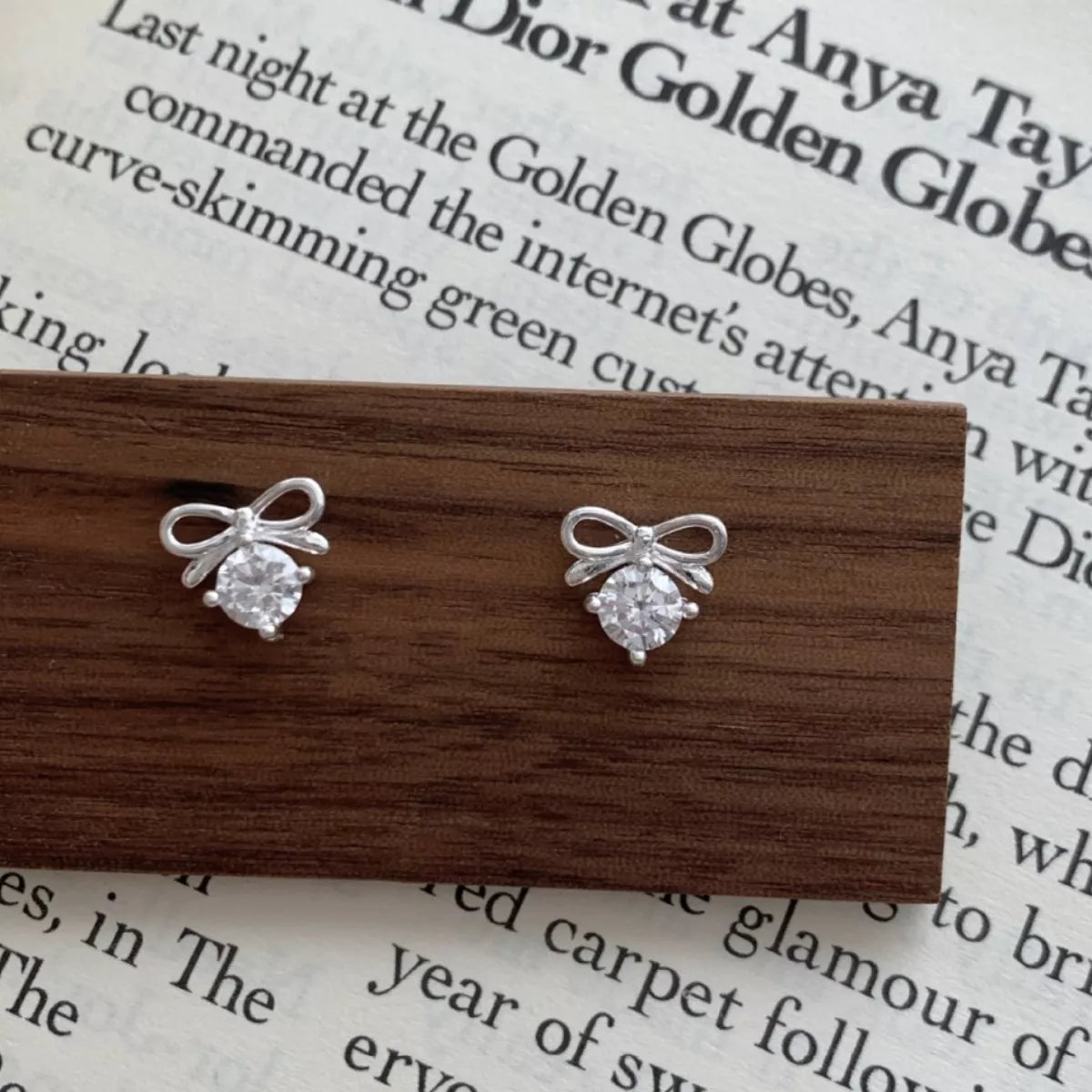 Bowknot Stud Earrings - PBNJ FASHIONS