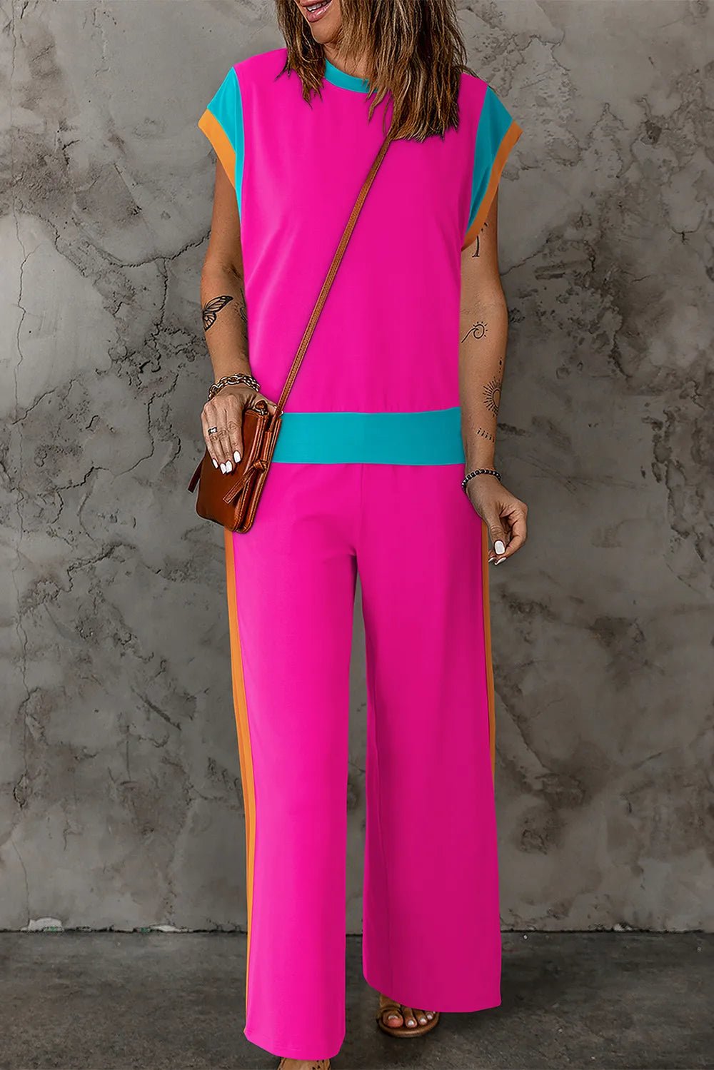 Contrast Round Neck Top and Pants Set - PBNJ FASHIONS