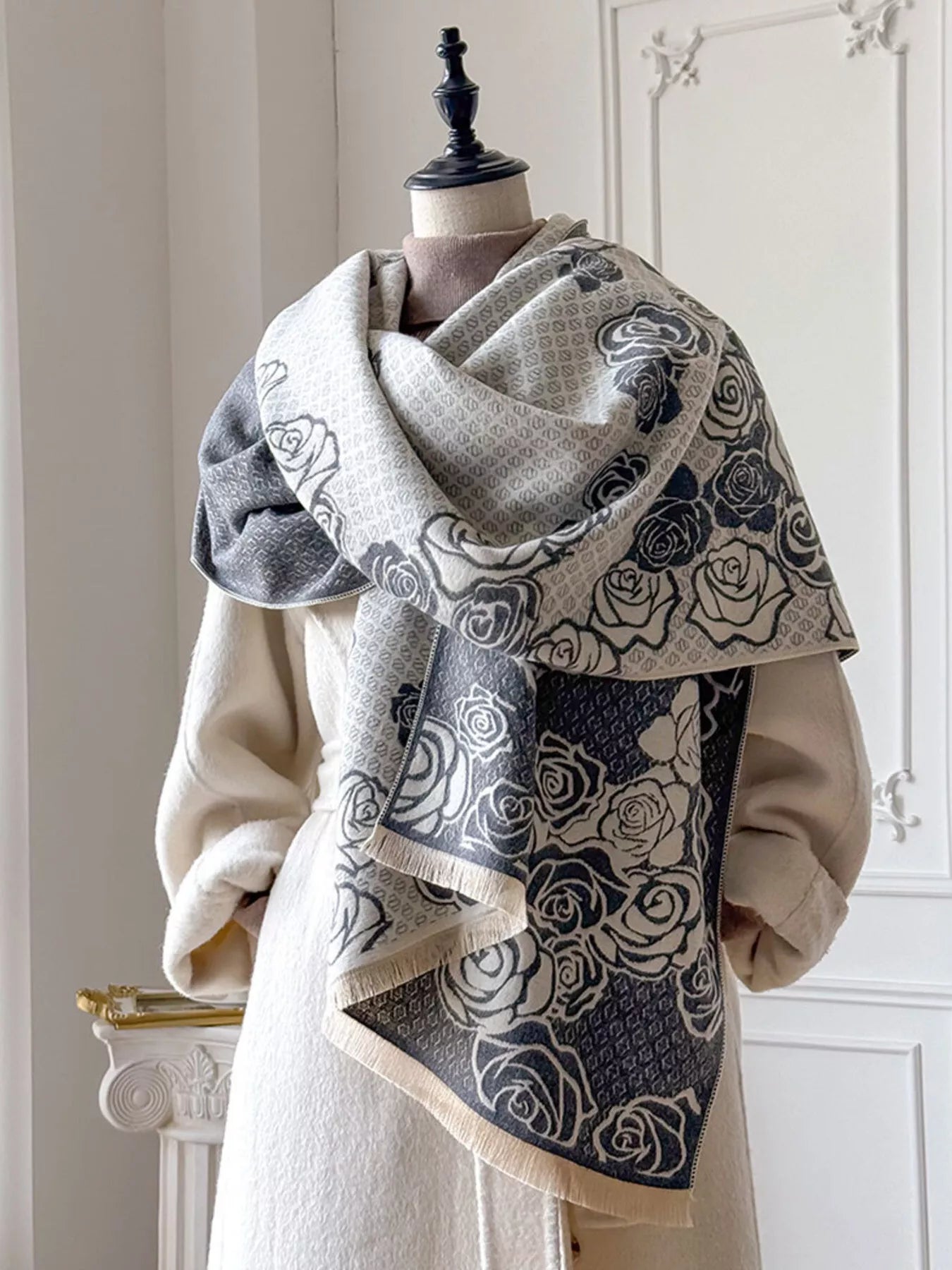 Rose Pattern Warm Scarf - PBNJ FASHIONS