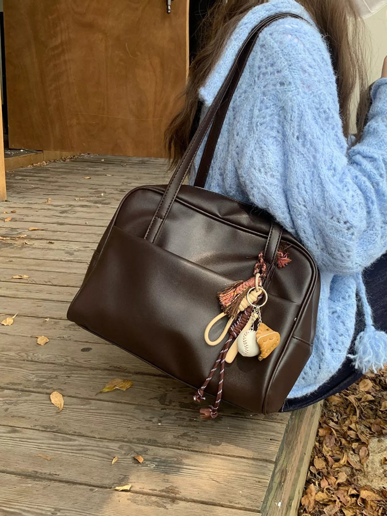Classic Style Faux Leather Tote Bag - PBNJ FASHIONS