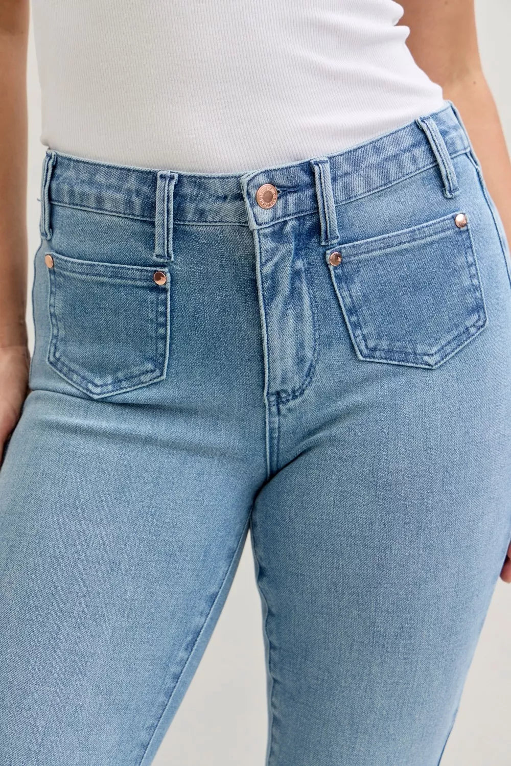 Judy Blue Full Size Mid Rise Bootcut Jeans with Contrast Wash & Front Patch Pockets Plus Size - PBNJ FASHIONS