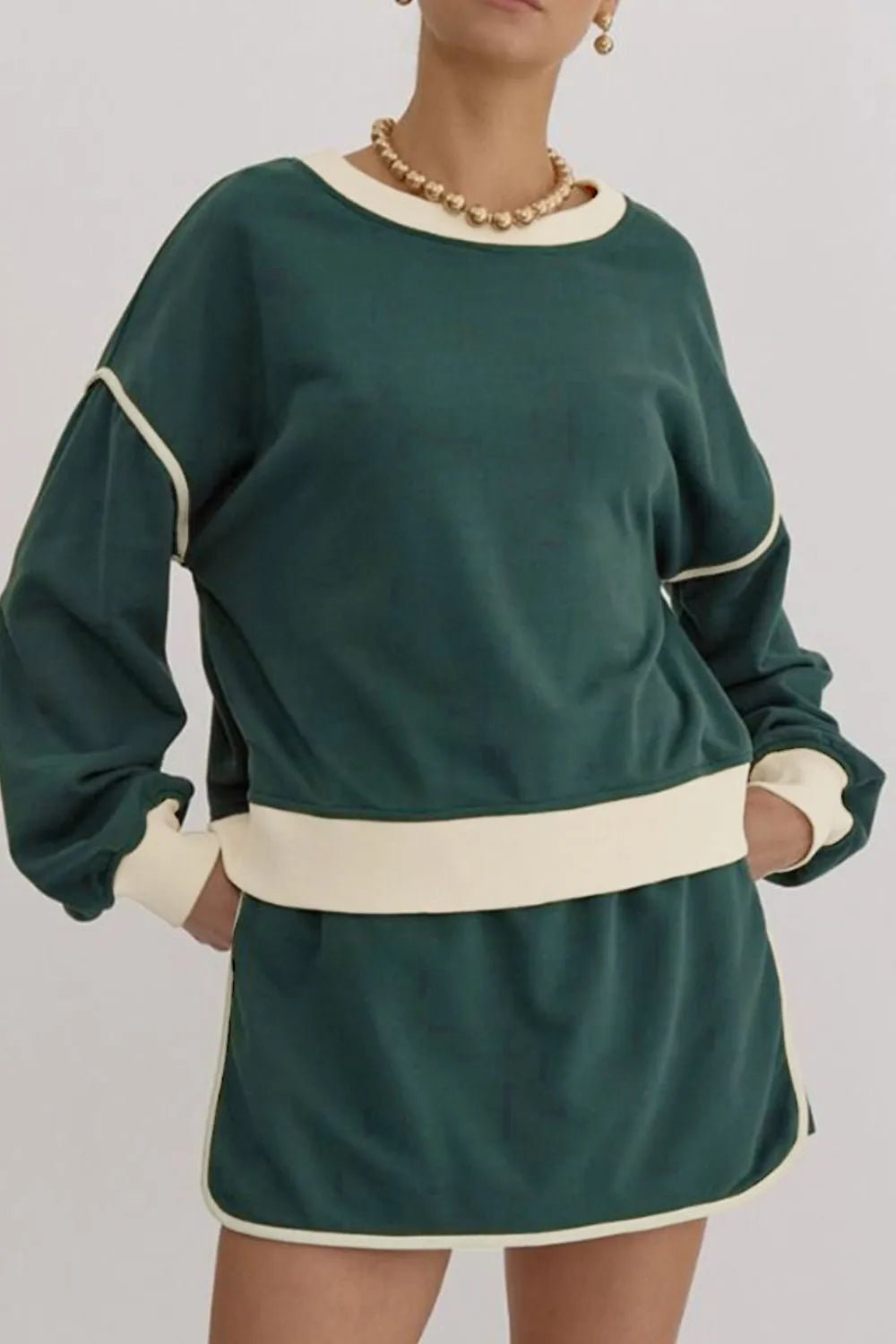 Contrast Trim Round Neck Top and Skort Set - PBNJ FASHIONS