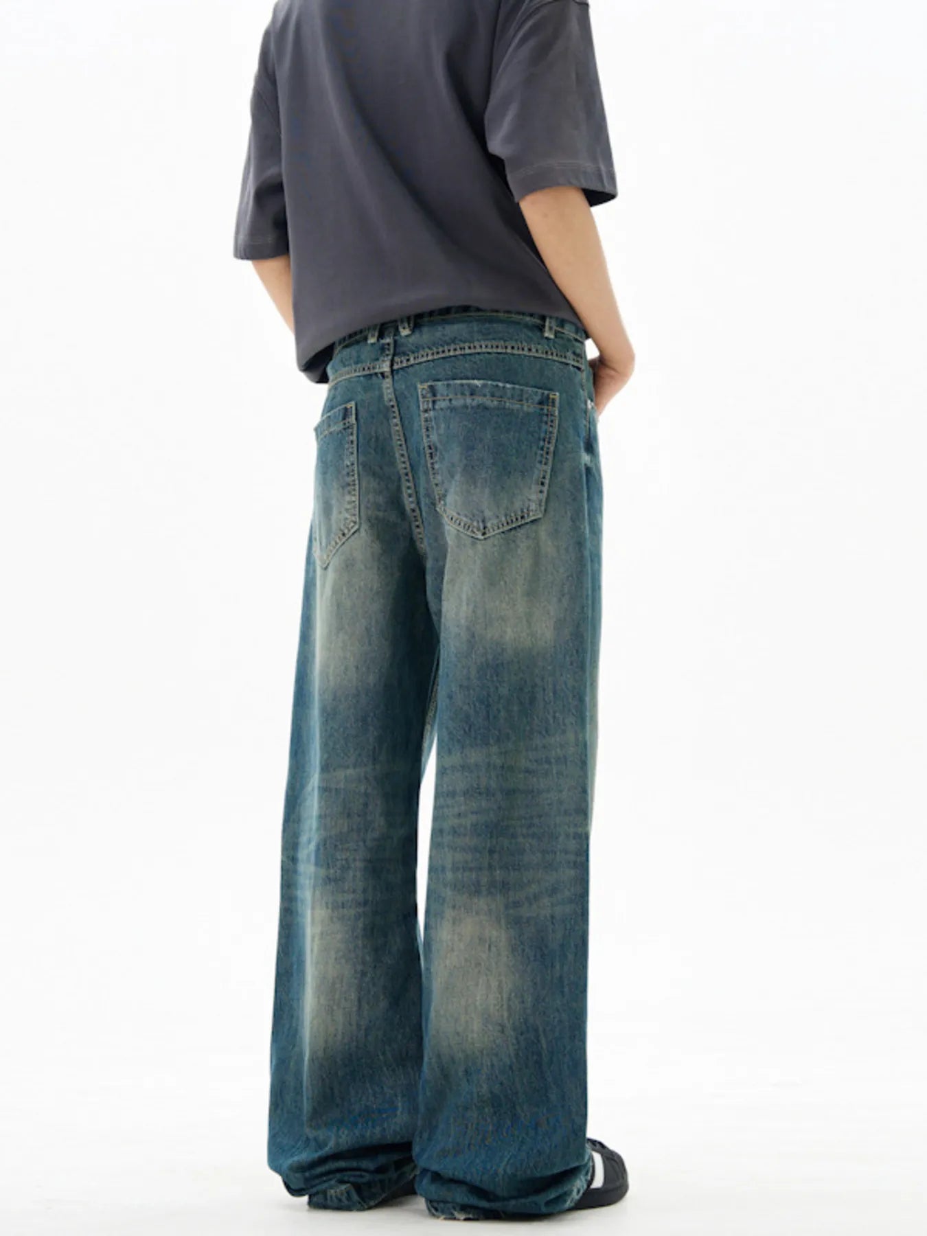 Men's Wide Leg Pocketed Jeans with Washed Stretch - 100% Cotton - Machine Washable - PBNJ FASHIONS