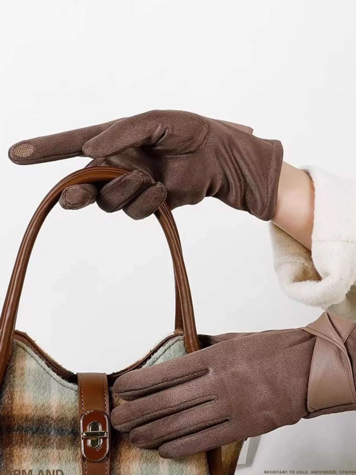 Lightweight Touchscreen Gloves - PBNJ FASHIONS
