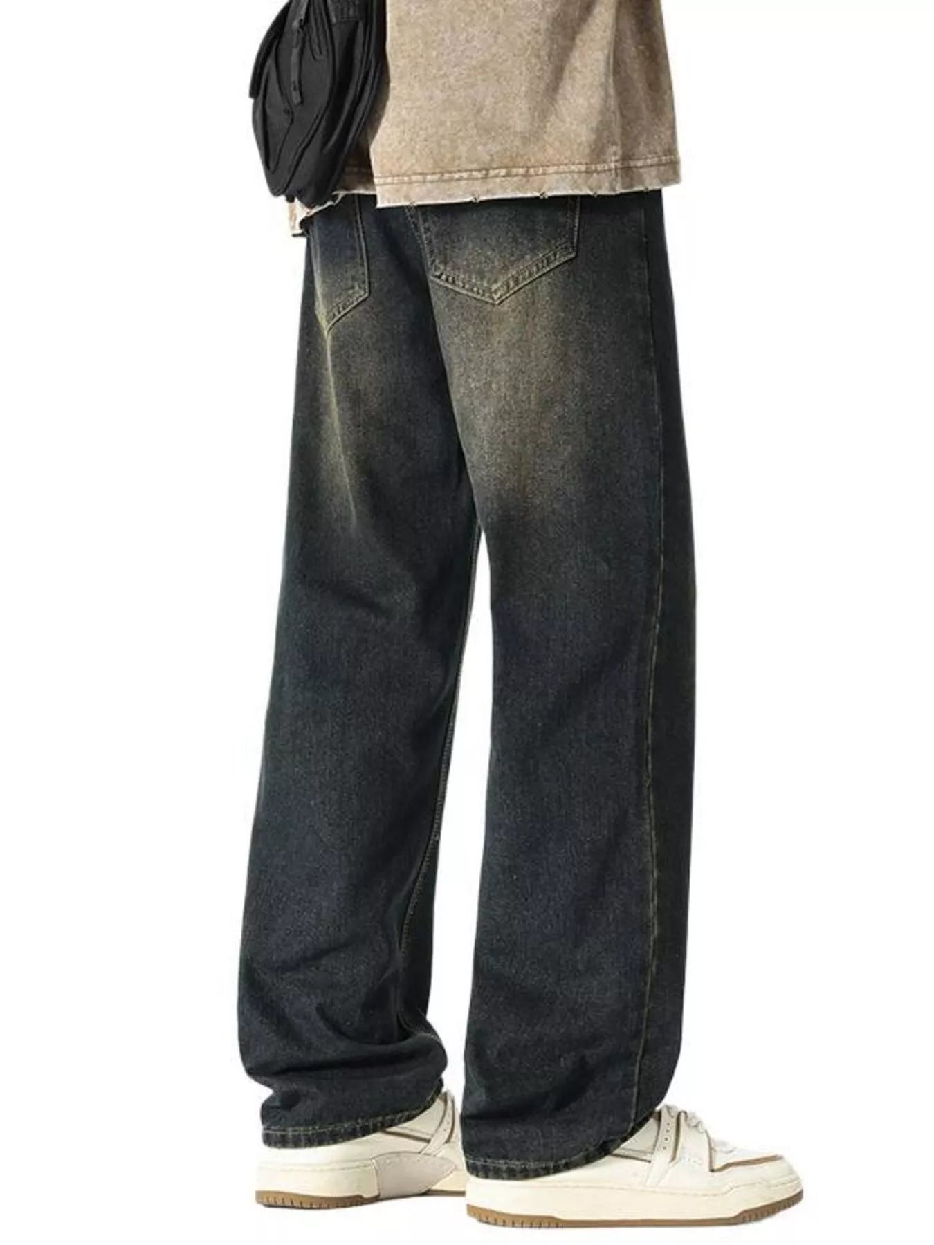 Men's Relaxed Fit Washed Jeans - PBNJ FASHIONS