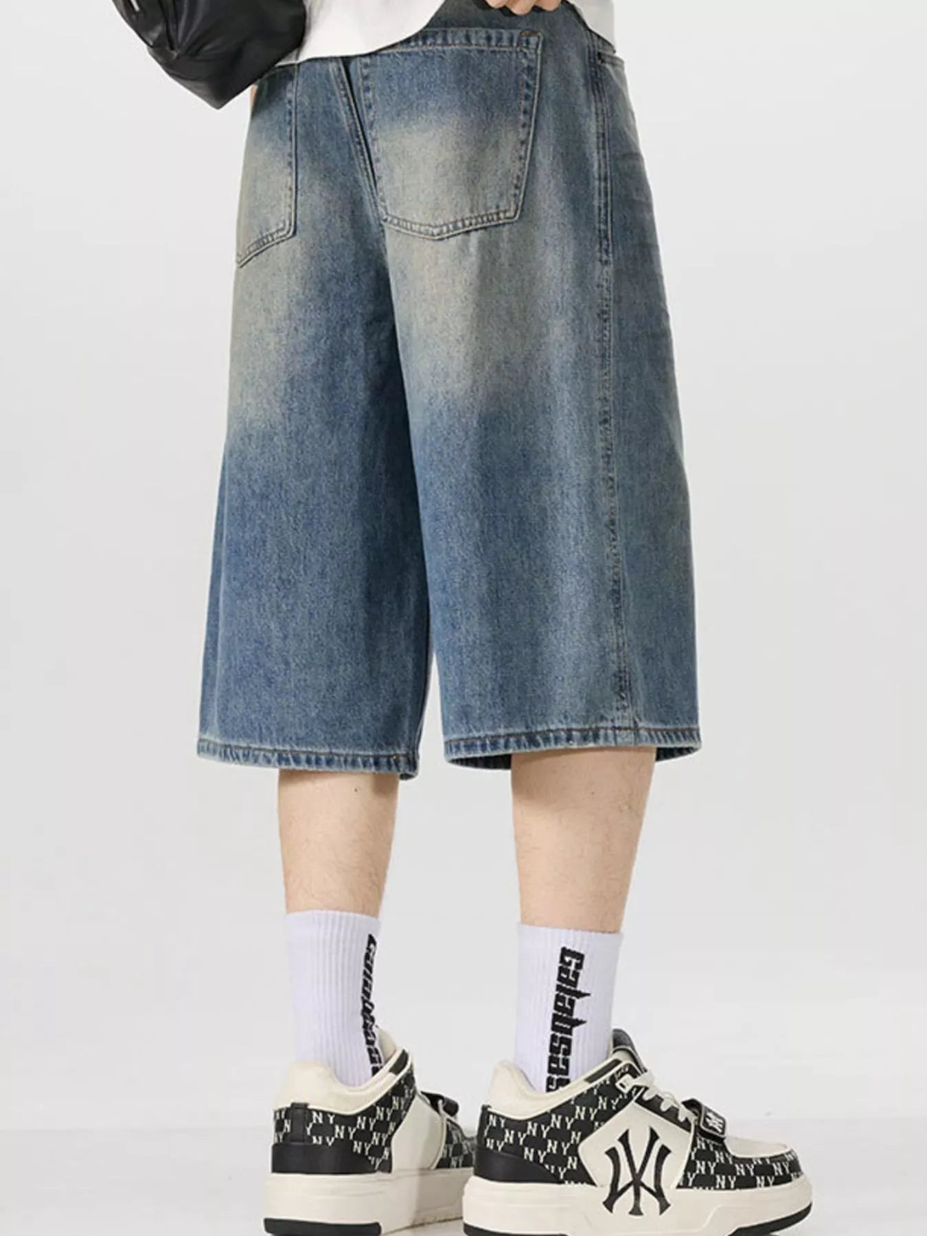 Men's Vintage Wash Wide - Leg Capris Jeans - PBNJ FASHIONS