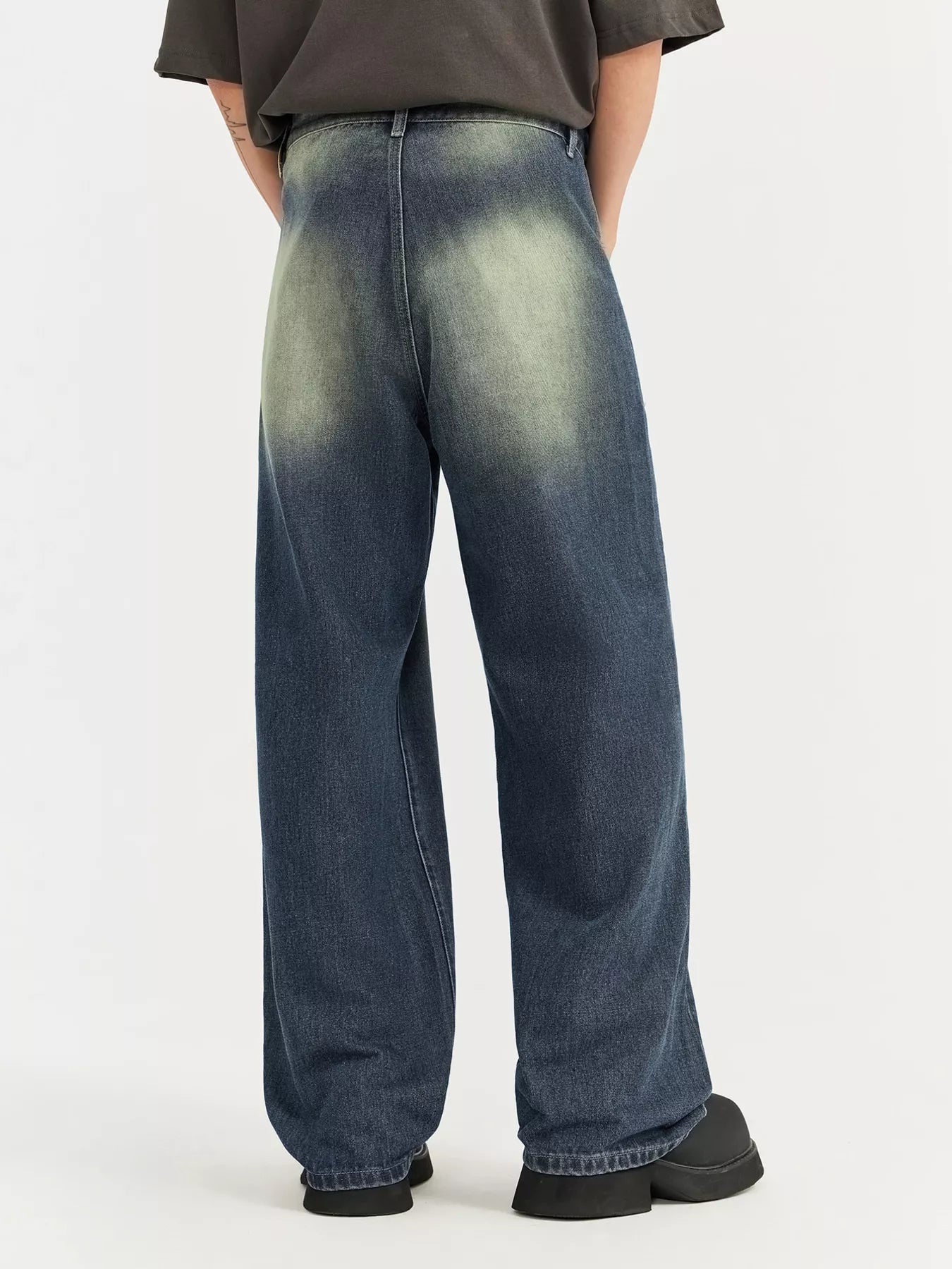 Men's Vintage Wash Wide Leg Jeans - PBNJ FASHIONS