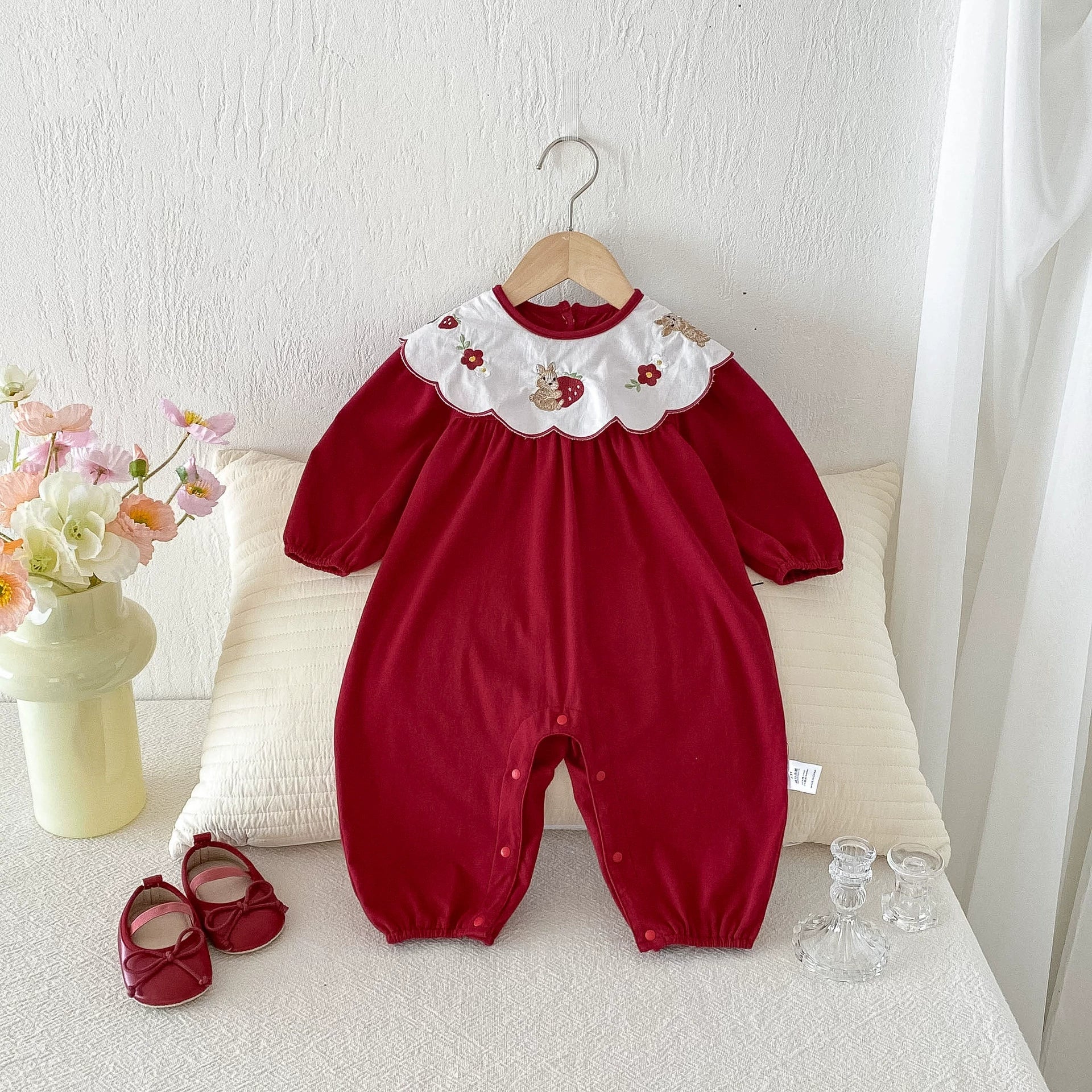 Autumn Hot Selling Baby Girls Long Sleeves Red Rabbit and Strawberry Pattern Rompers-2