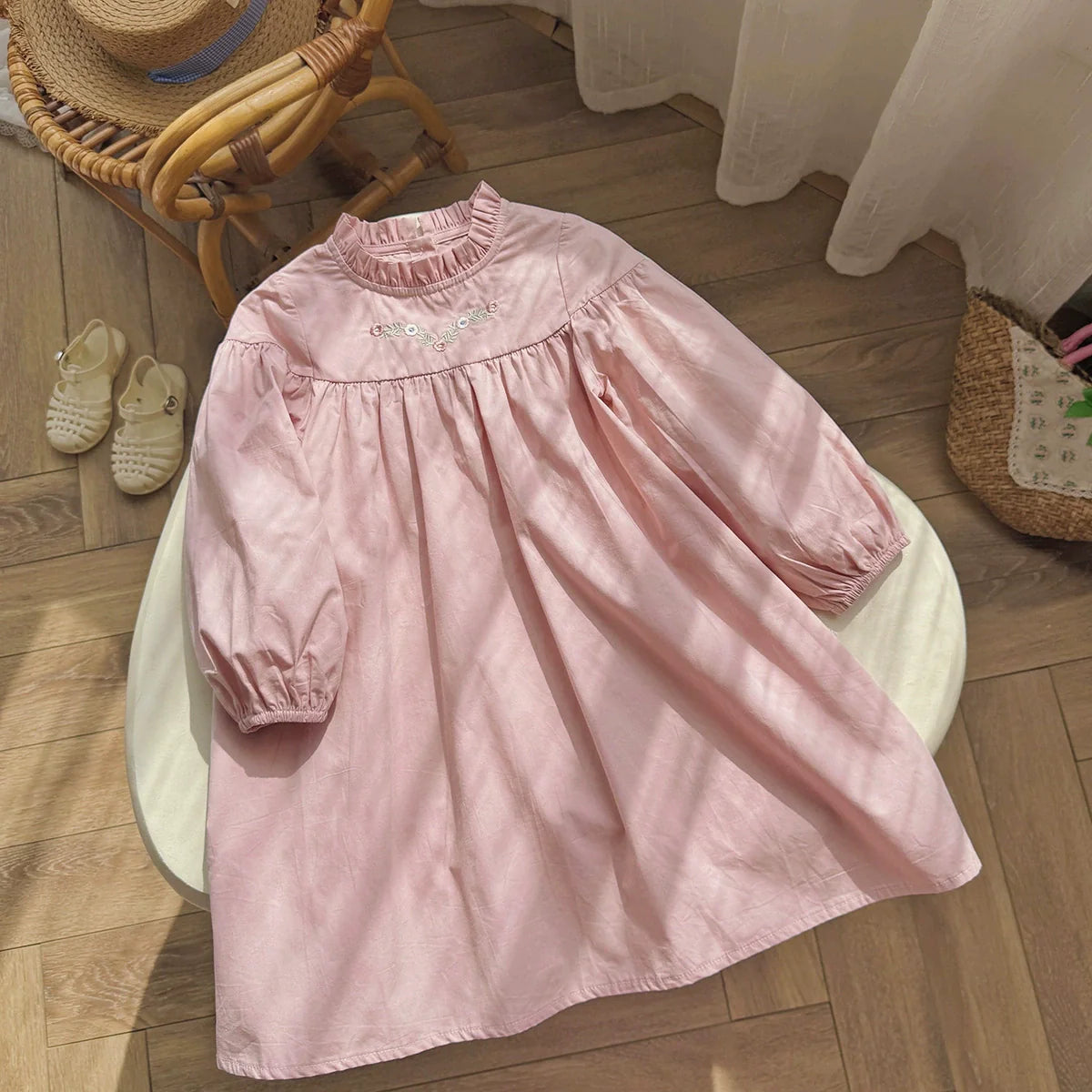 Arrival Autumn Girls Flowers Embroidery Pattern Long Sleeves Ruffle Neck Dress-1