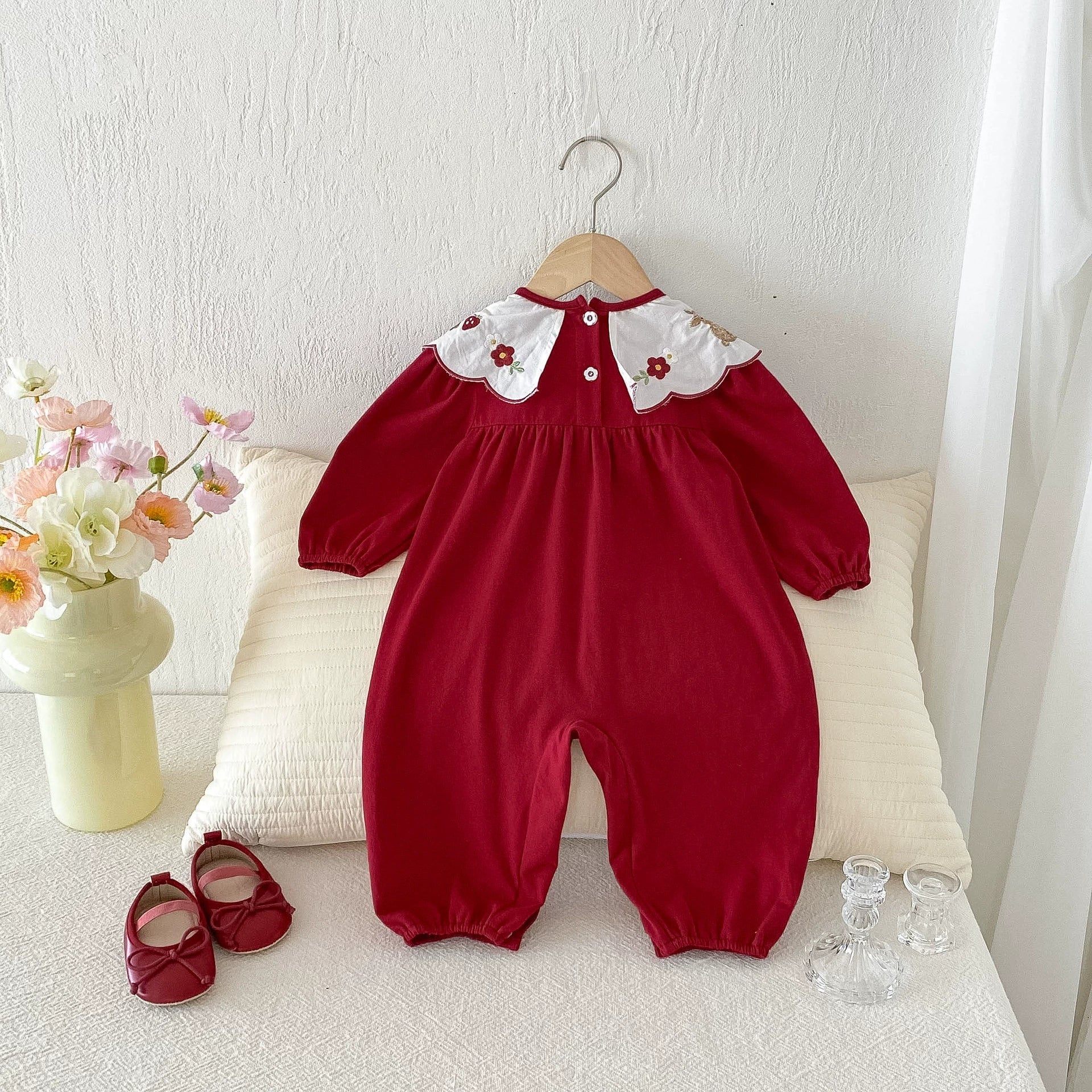 Autumn Hot Selling Baby Girls Long Sleeves Red Rabbit and Strawberry Pattern Rompers-1