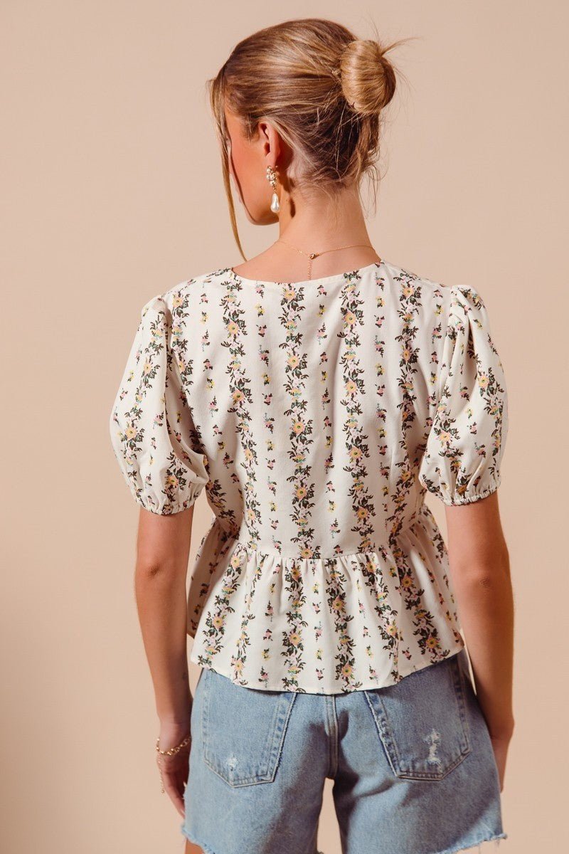 SO ME Floral Print Tie Front Shirred Hem Blouse - PBNJ FASHIONS