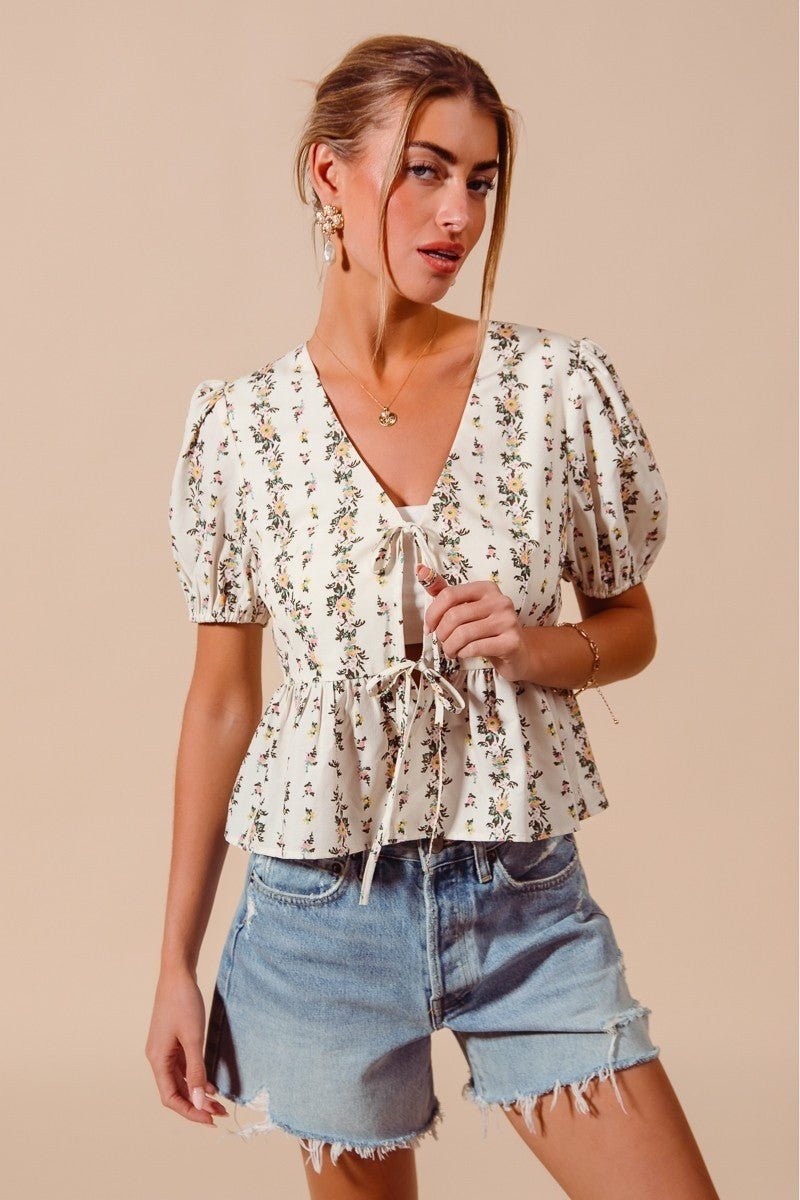 SO ME Floral Print Tie Front Shirred Hem Blouse - PBNJ FASHIONS