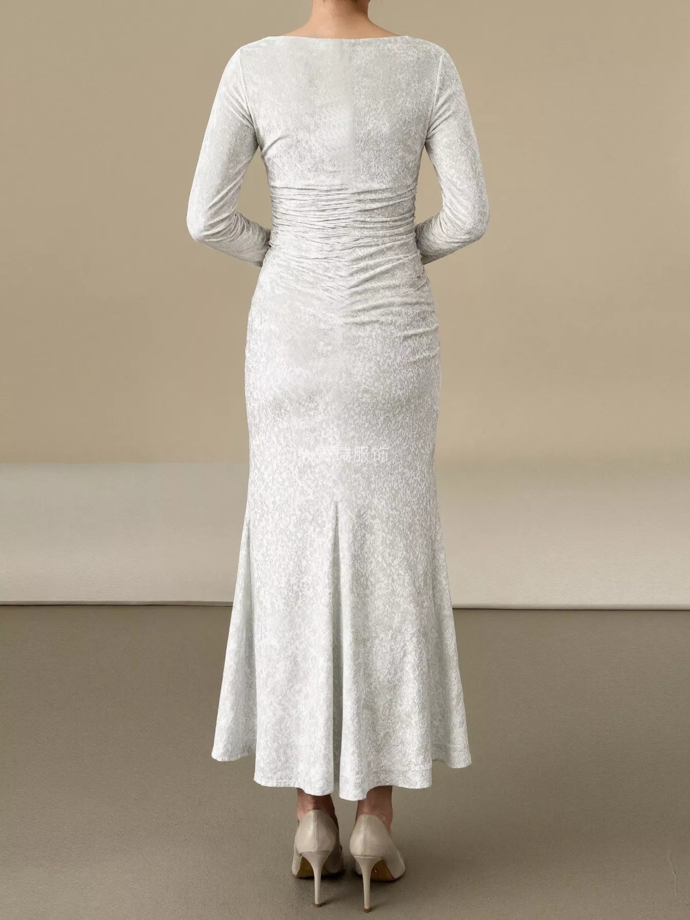 Velvet Ruched Bodycon Midi Dress - PBNJ FASHIONS